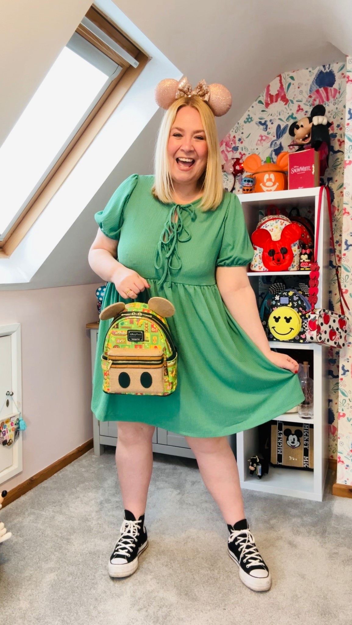 Green curvy mini dress 

#LTKdresses #LTKcurves #LTKsummer