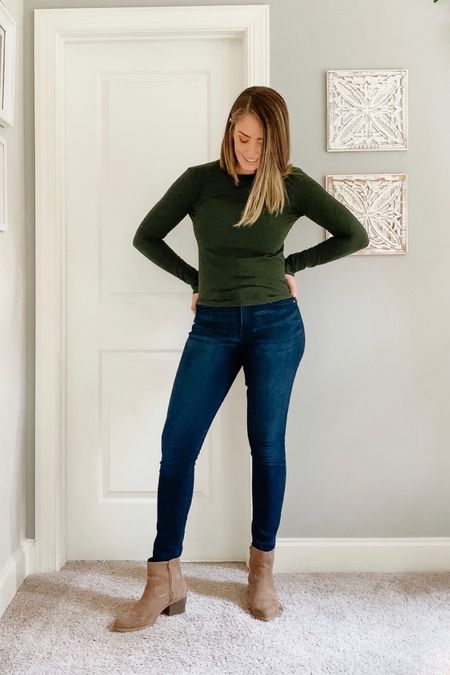 Create an effortless but chic fall outfit with these fall closet essentials! 

Athleta | old navy | amazon fashion | tall girl fashion | ascent long sleeve top | skinny jeans | booties | winter fashion | Lee’s Jeans

My outfit sizes:
Top - M
Jeans - 8 long 
Boots - size 11

Have questions? Leave them in the comments! 

#LTKstyletip #LTKmidsize #LTKfindsunder100