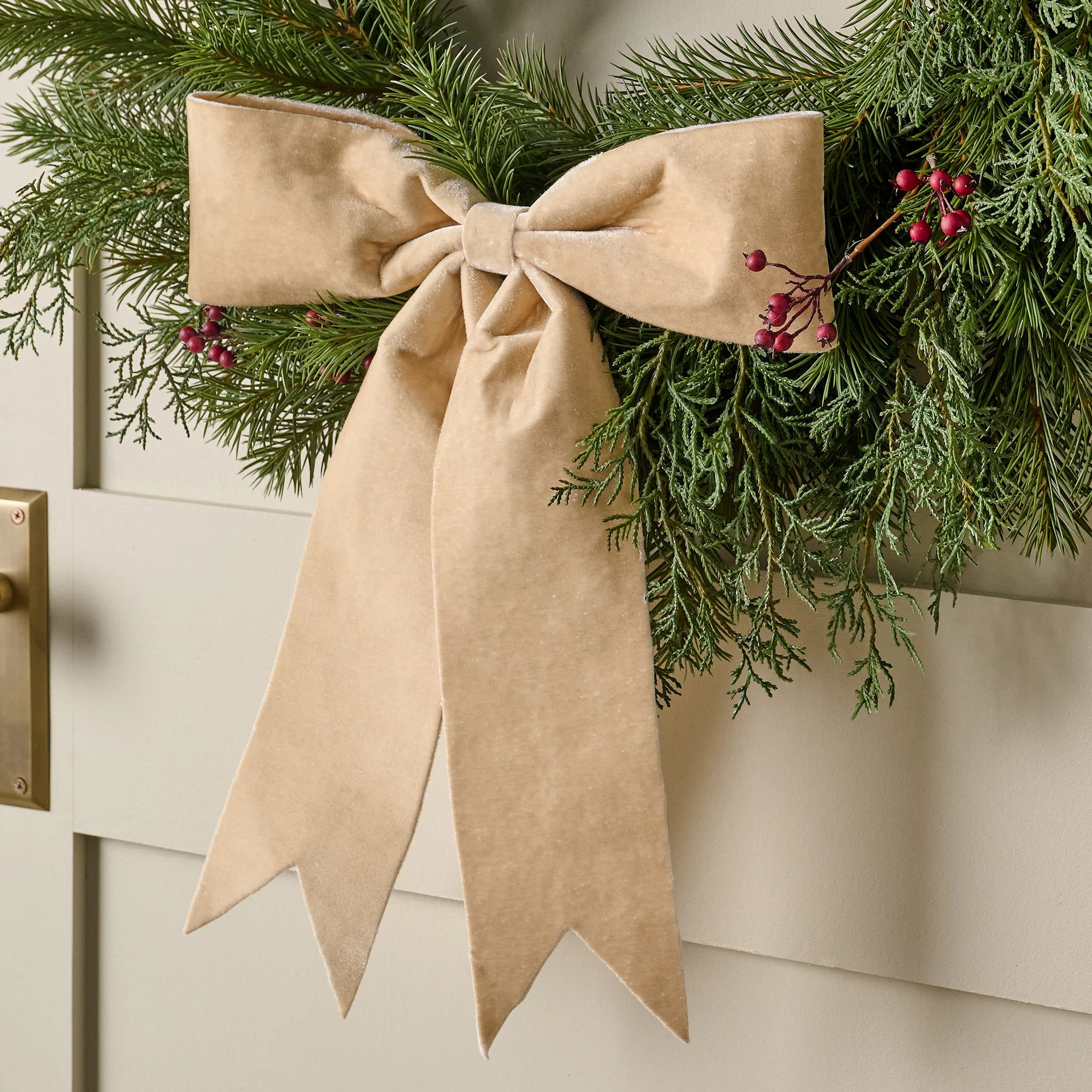 Bountiful Bow Tree Topper | Magnolia