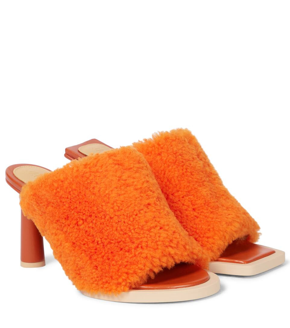 Les Mules Carrés Ronds shearling sandals | Mytheresa (US/CA)