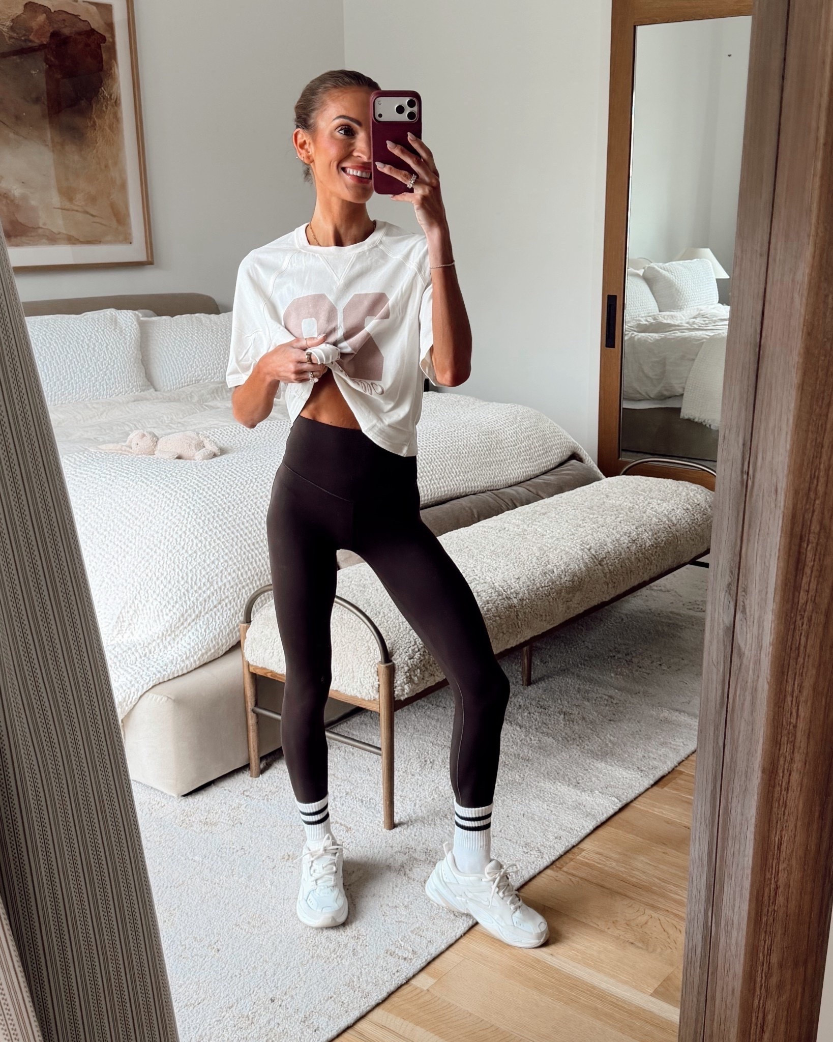 fave aerie leggings 40% off and under $30 rn! 🤎 super supportive while still being lightweight + breathable 🙌🏼 run tts / wearing xs

#LTKSaleAlert