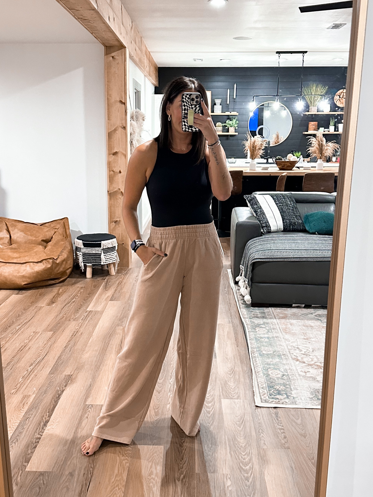 Bodysuit-medium
Sweatpants-medium long

#LTKfindsunder50 #LTKstyletip #LTKsalealert