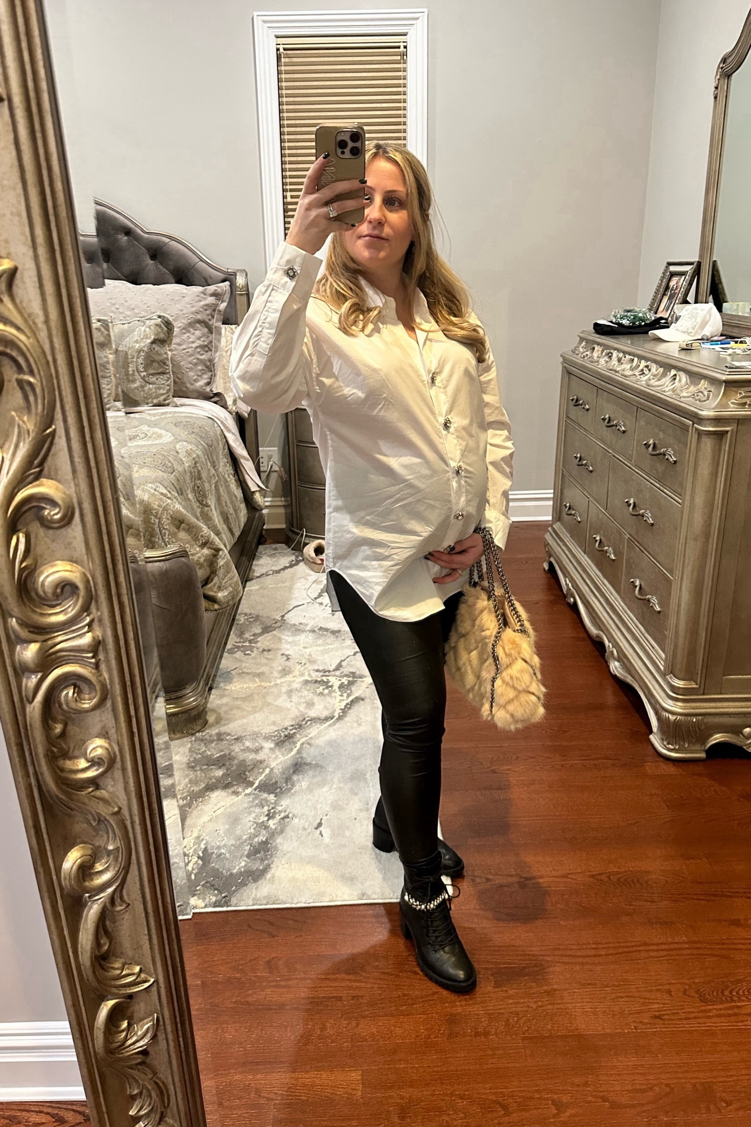 oversized poplin shirt with leather leggings, winter outfit staple & bump friendly 

#LTKSeasonal #LTKbump #LTKstyletip