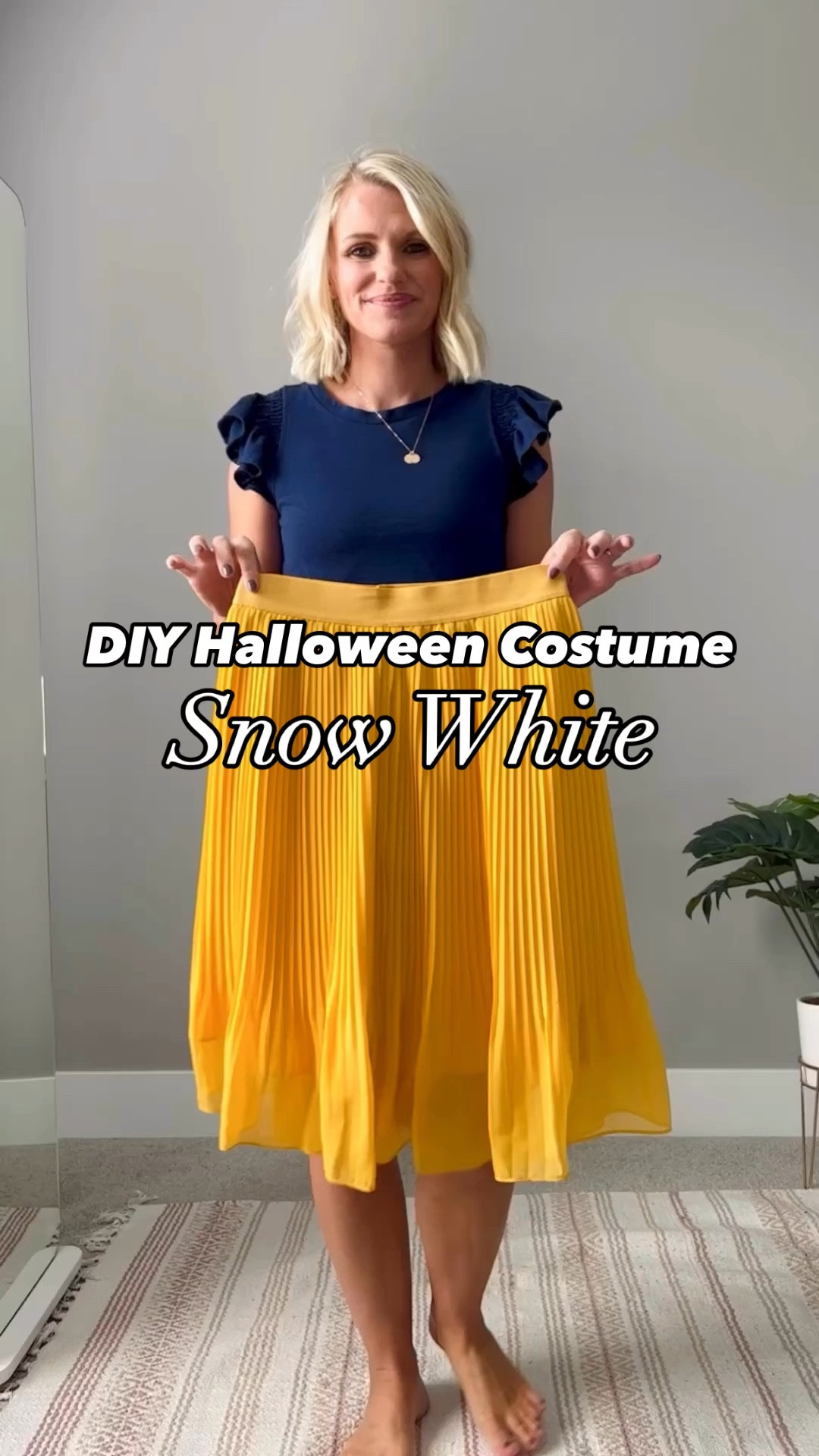 DIY Snow White Halloween Costume

#LTKStyleTip #LTKHalloween #LTKFindsUnder50