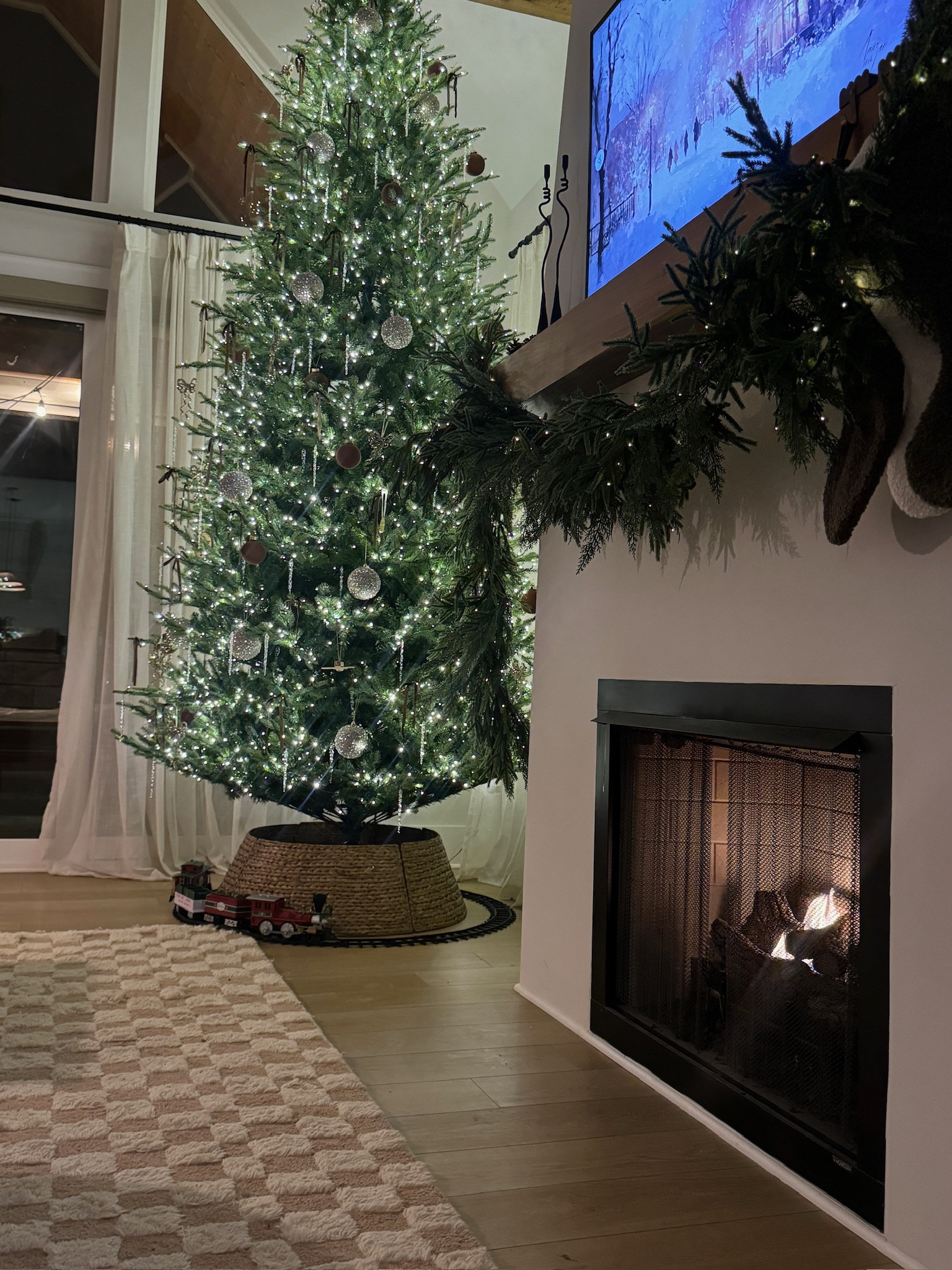 I can’t stop sharing our decor 😍 I’m truly obsessed!! Tree train under $150! 

#LTKHome #LTKHoliday