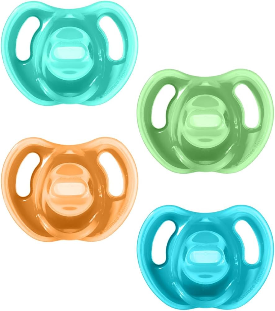 Tommee Tippee Ultra-light Silicone Pacifier, Symmetrical One-Piece Design, BPA-Free Silicone Bink... | Amazon (US)