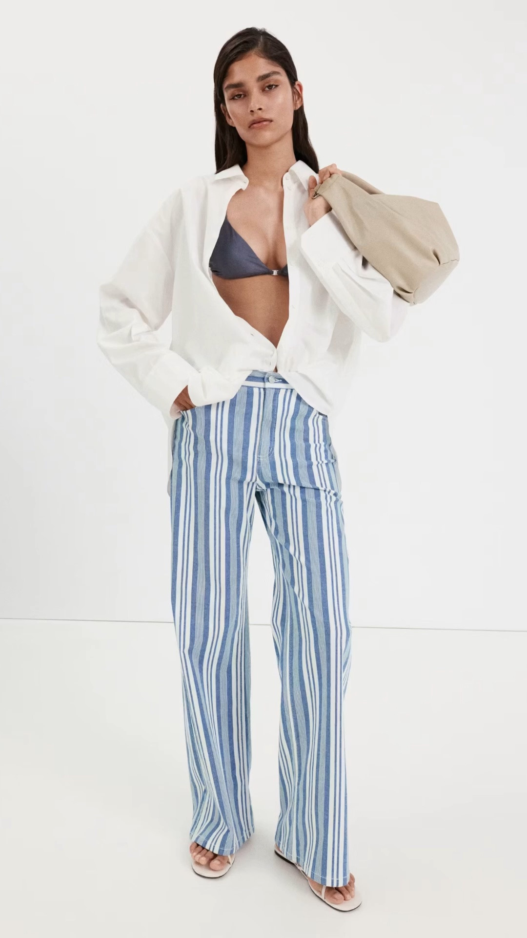 NEW NOW
STRAIGHT STRIPED JEANS
US$ 89.99

#LTKgrwm #LTKootd