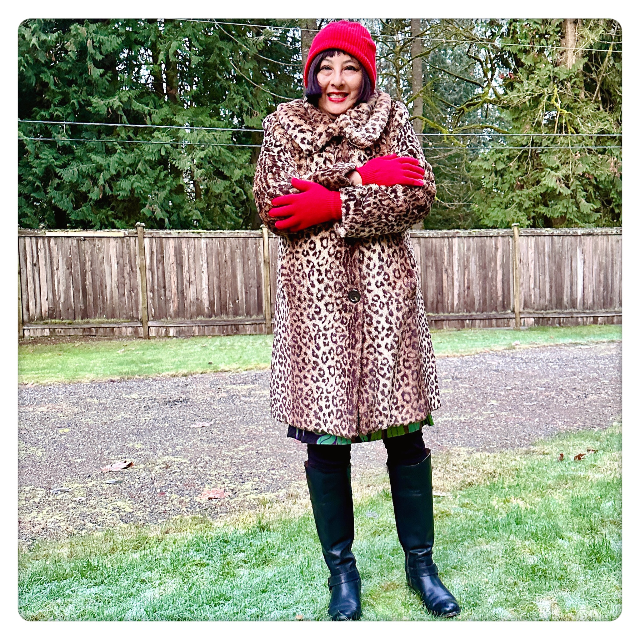 Red + leopard is a winning combo when it’s 27 degrees! 



#LTKSeasonal #LTKover40 #LTKstyletip