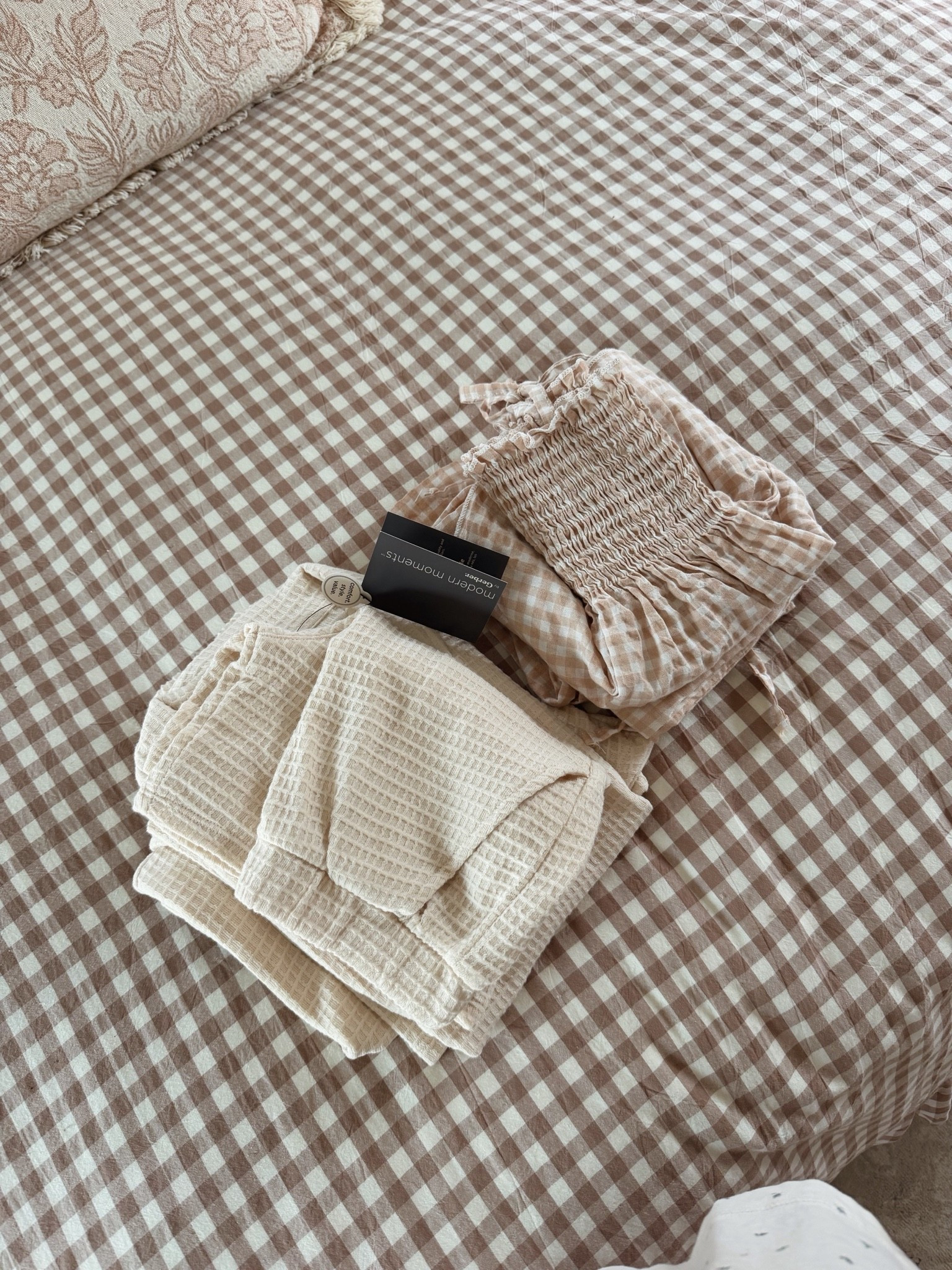 kids outfits for our family photoshoot & outfits they’ll wear to meet the baby!👶🏼🤍

#LTKKids #LTKBaby #LTKootd