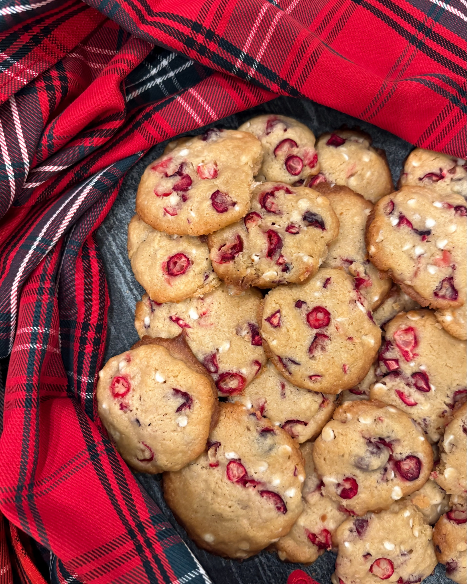 I know I’m not the only one who gets inspired to bake and cook when getting new kitchen accessories ♥️😂