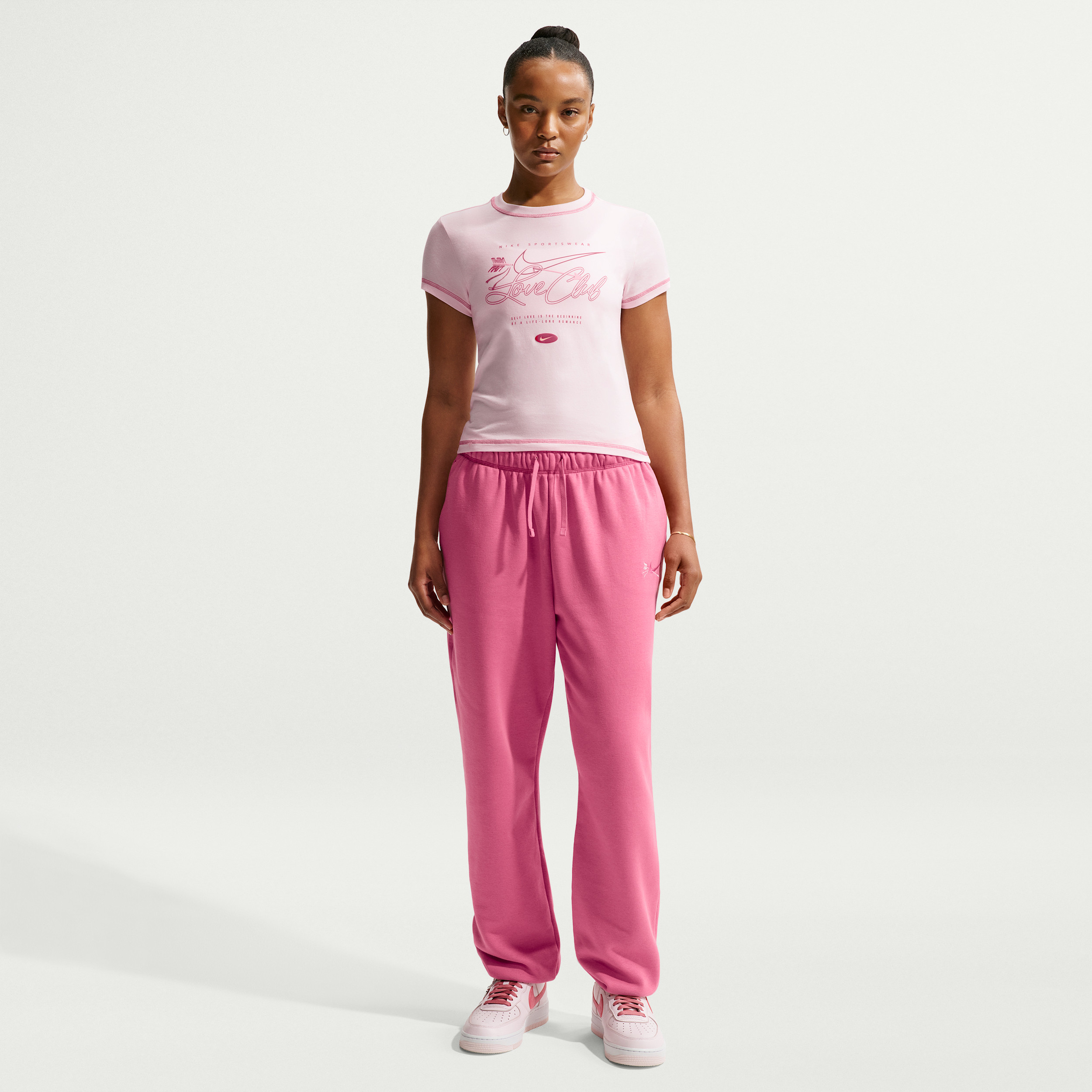 Women's Nike Sportswear Club Fleece Mid-Rise Oversized Sweatpants in Pink | IQ1250-641 | Nike (US)