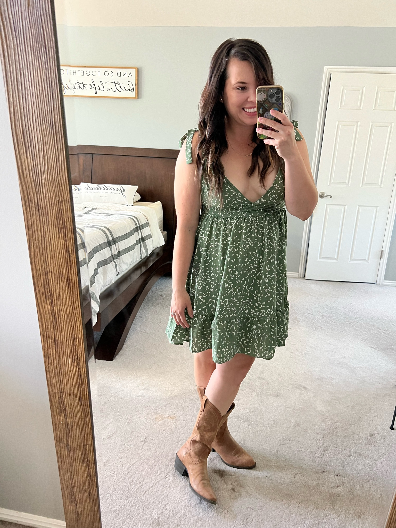 Concert outfit, date night look, midsize dress 

#LTKmidsize #LTKunder50 #LTKcurves