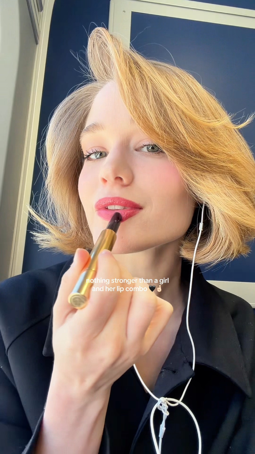 me 🤝 everyday lip combo

Bobbi brown lip pencil shade “rose” 
Refy cream blush shade “rose”
Hourglass cosmetics lip gloss shade “desire”  💕


#LTKBeauty #LTKgrwm