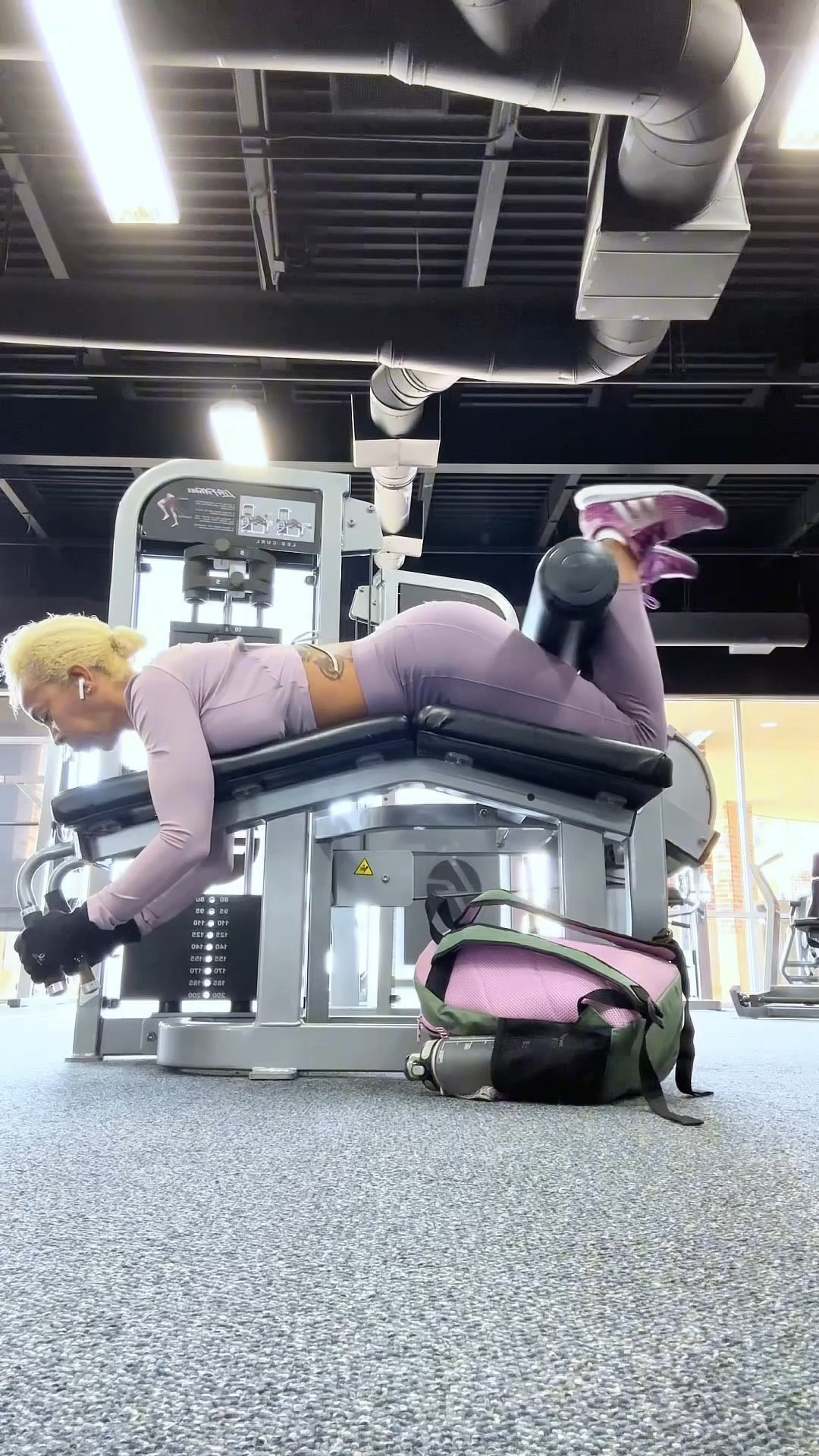 Full body work because strong is beautiful💪🏽

#LTKActive #LTKfitnessgoals #LTKOver40