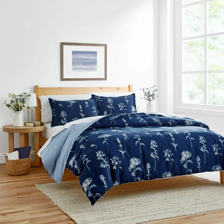 Gap Home Bontanical Floral Organic Cotton Blend Comforter Set, Full/Queen, Navy, 3-Pieces | Walmart (US)