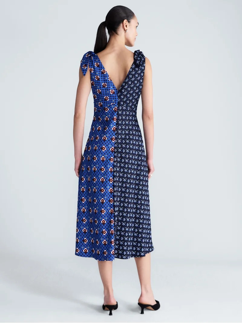 Free Assembly Women's Twist Front Sleeveless Maxi Dress, Sizes XS-XXL | Walmart (US)