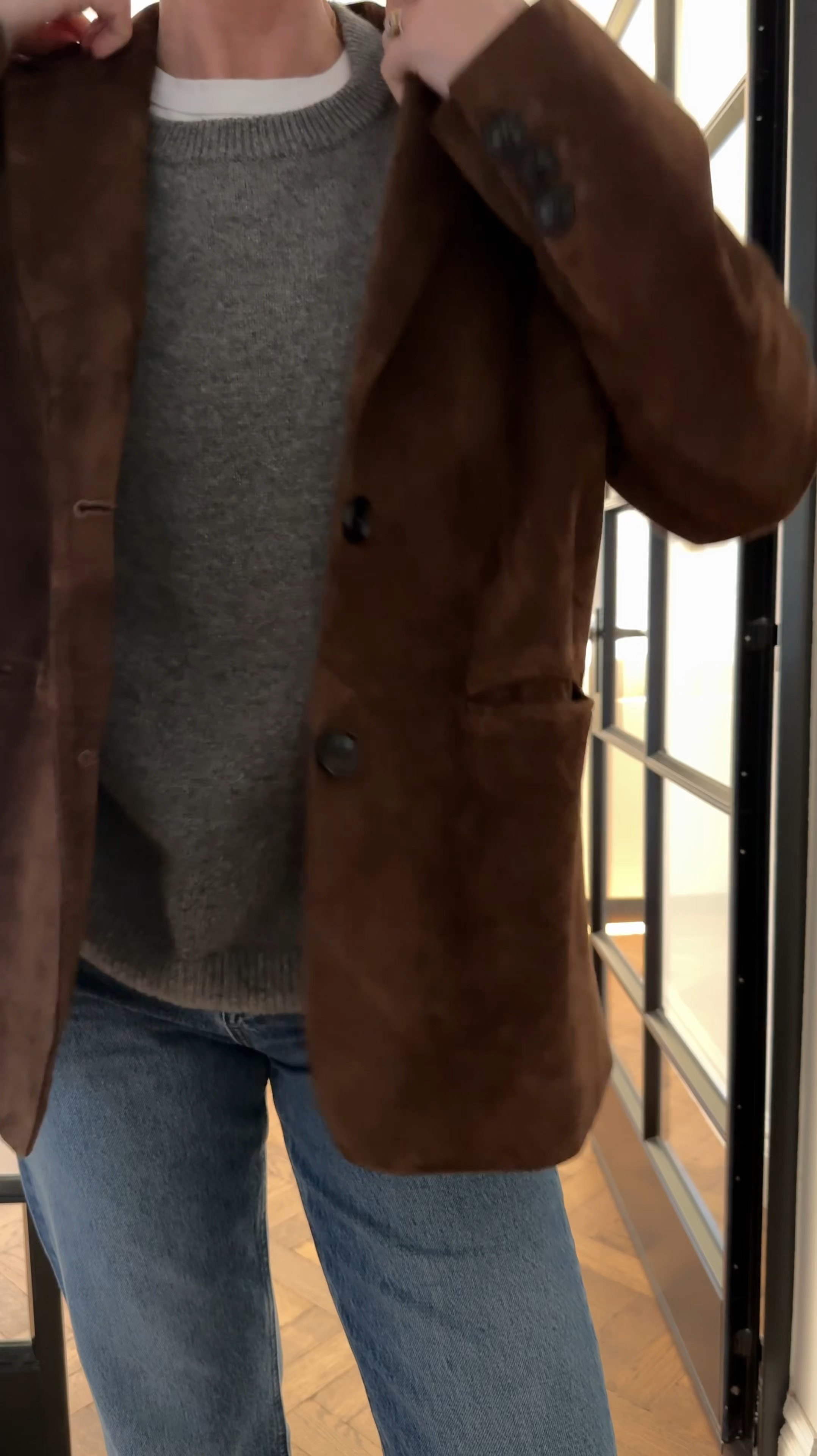 Suede Jacket Outfit 

Winter | jacket | jumper | jeans | sunglasses | loafers 

#LTKuk #LTKwinter #LTKluxury