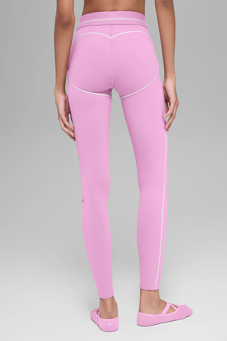 Airbrush High-Waist 7/8 Heart Throb Legging | Alo Yoga (US)