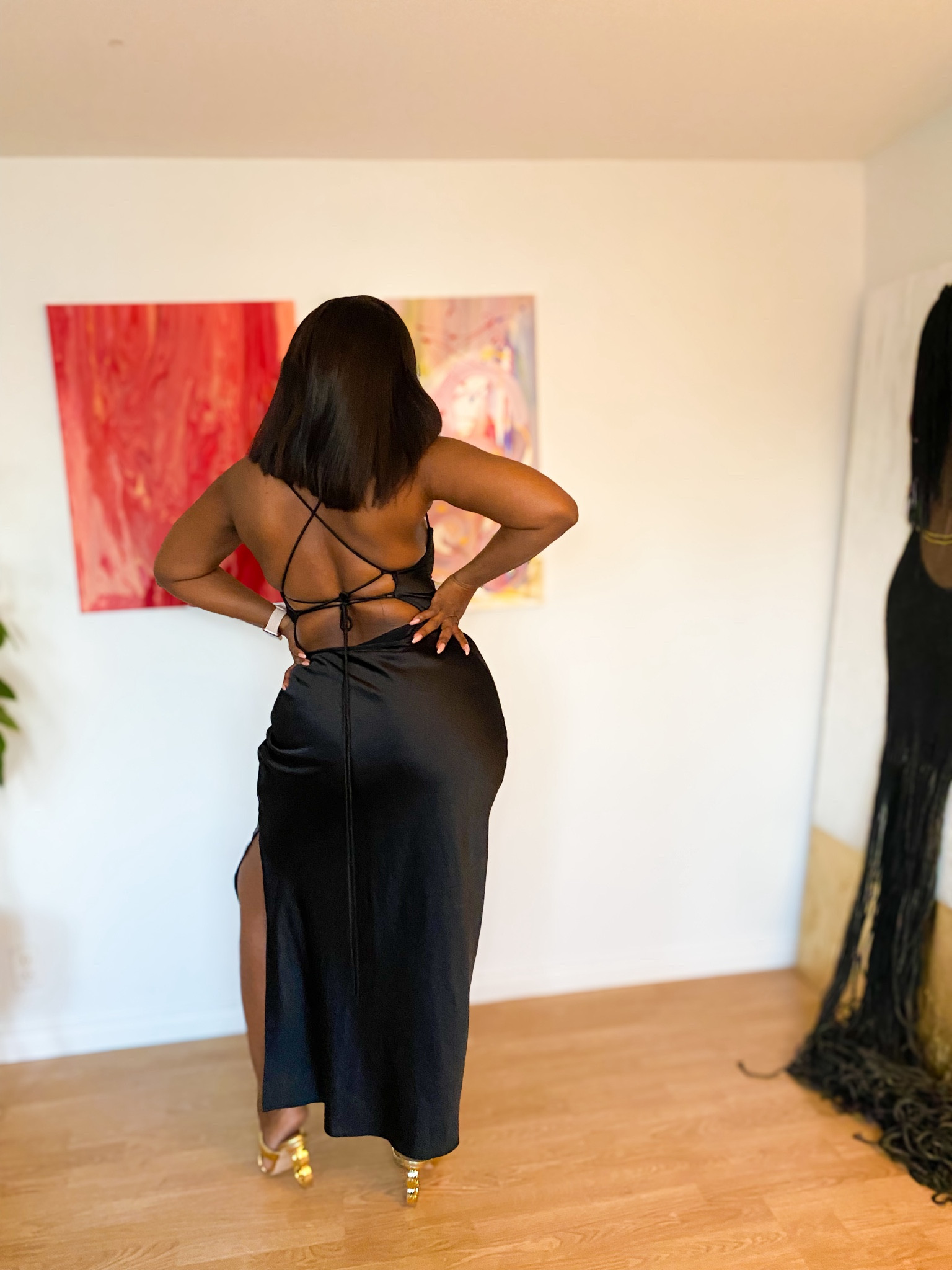 Right BACK at ‘cha! 😉

#LTKwedding #LTKfindsunder100 #LTKmidsize