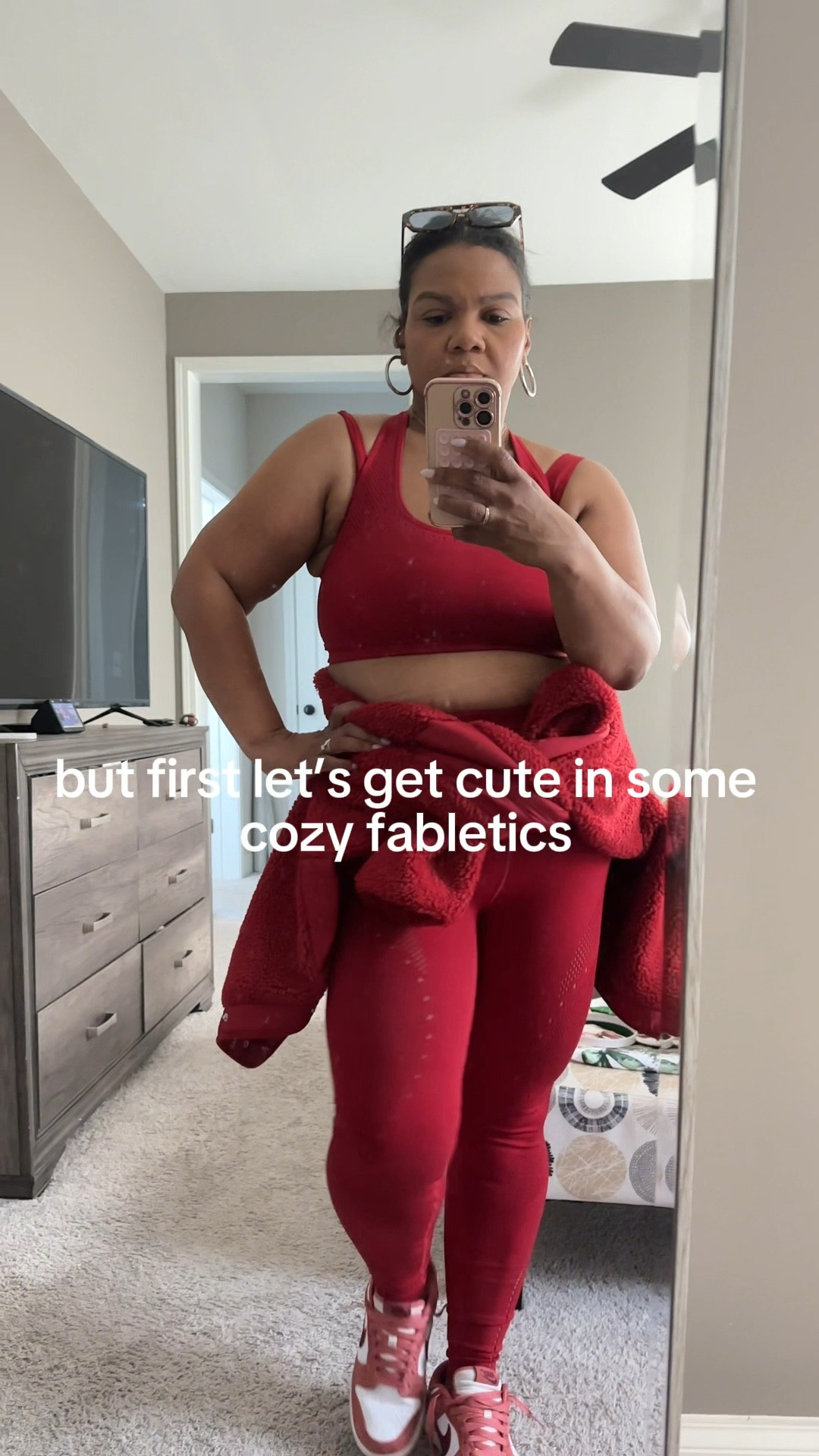 Let’s paint the town red! ♥️🖌️And look comfy and cute while checking off my to-do list. 

This Khloe (Kardashian) Edit  by Fabletics was the perfect set for the busy mom! 

Who else lives for comfort on busy days? 

#LTKActive #LTKHoliday #LTKGiftGuide