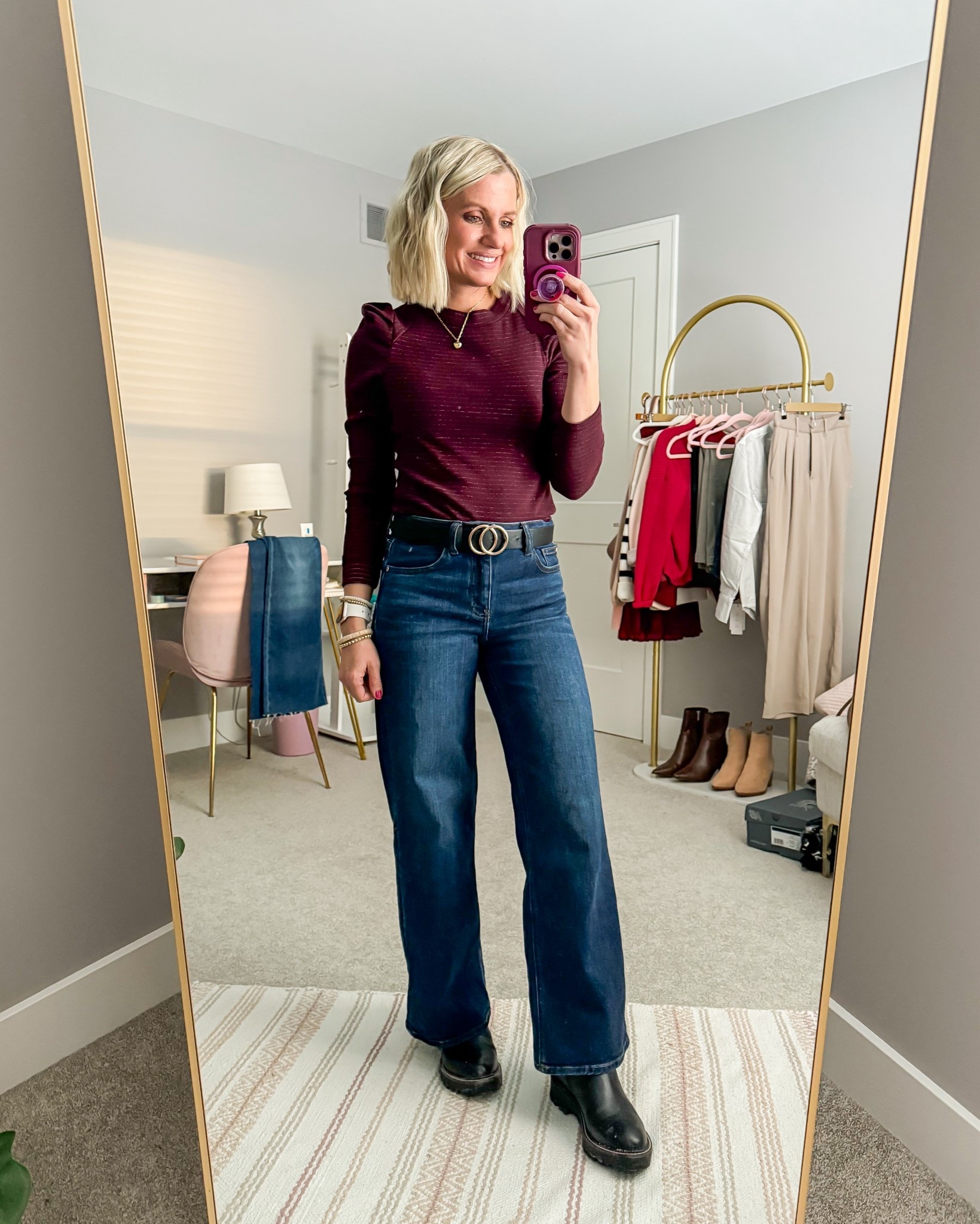 What I wore this week! I love my Bella stretch wide leg jeans! They pair great with my Chelsea boots! 
Top- small
Jeans- 25/28"

#LTKSeasonal #LTKPetite #LTKootd