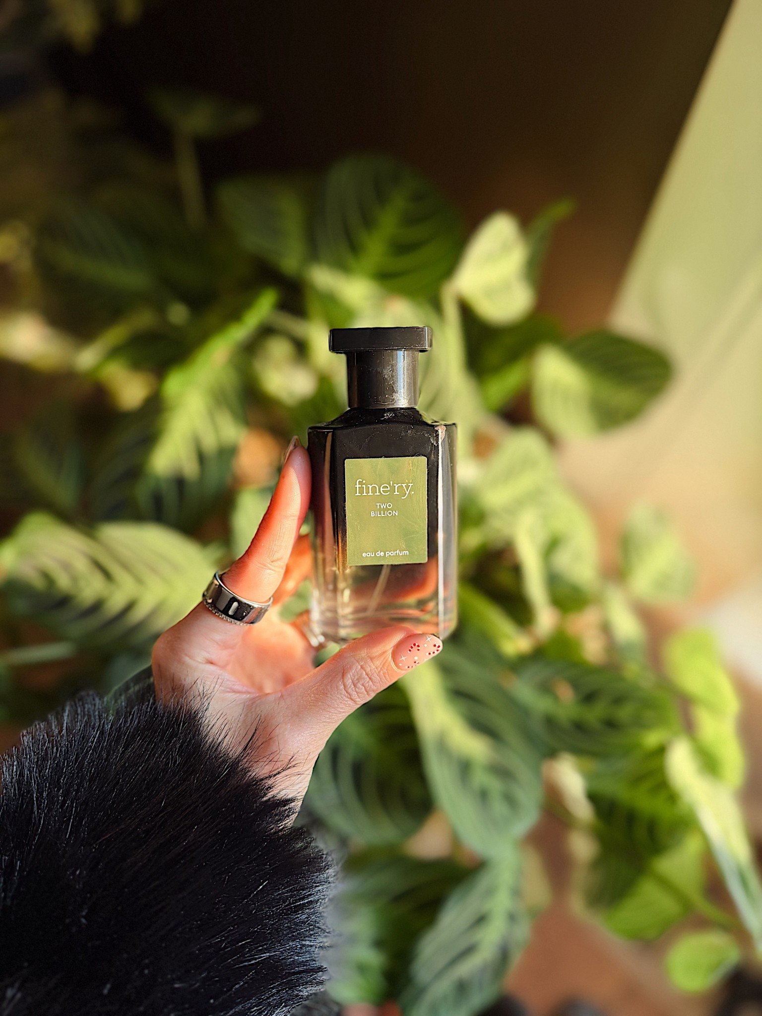 My go to date night scent and it’s actually a cologne I got my husband 🫣 With notes of Cedarwood, Lavendar and Tonka Bean I fully believe this sweet yet woody scent is youthful, fresh and in my opinion totally unisex. 

#LTKFindsUnder50 #LTKBeauty #LTKGiftGuide
