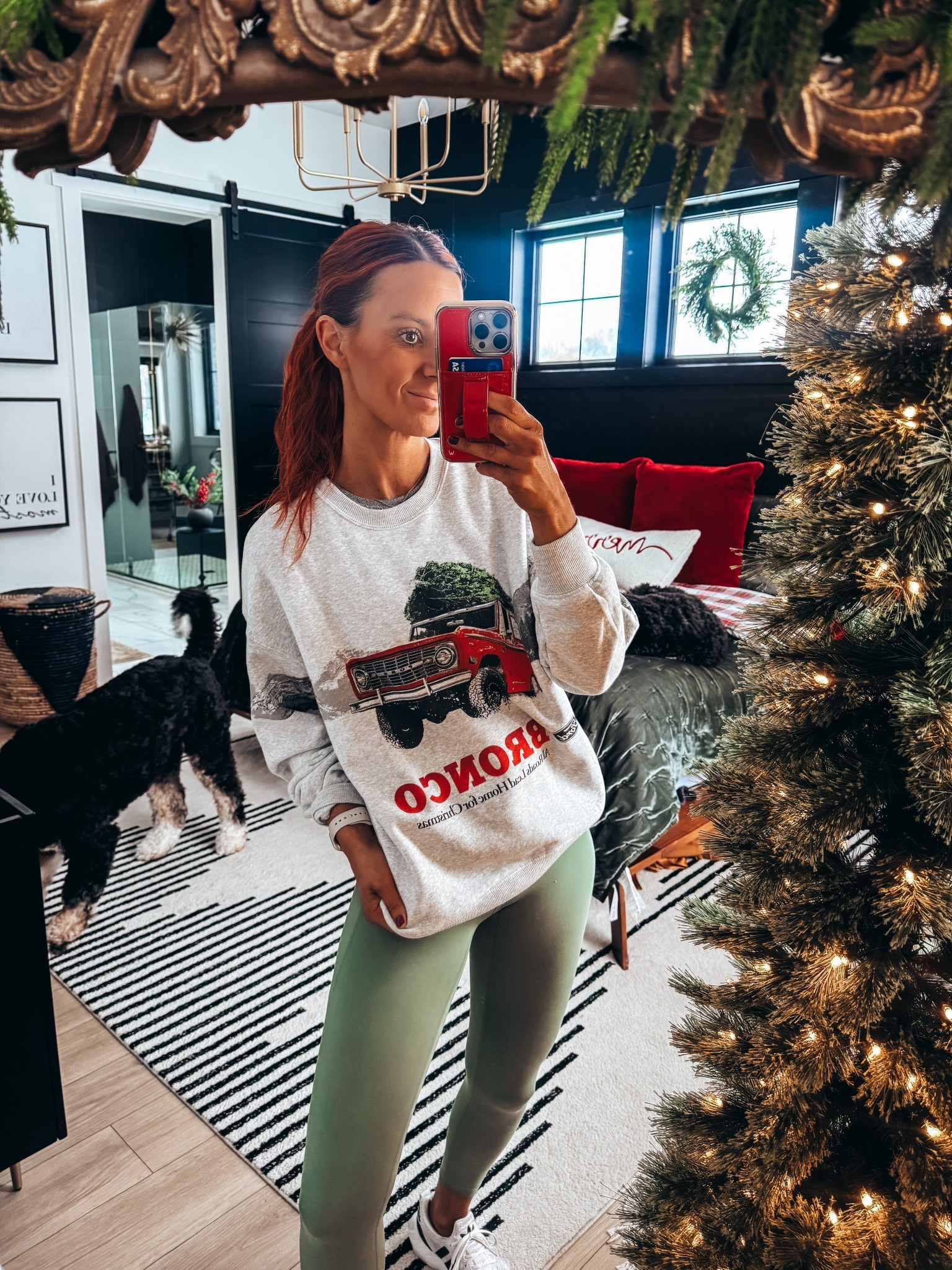 Bringing in cyber Monday with 40% off this sweatshirt and leggings!!! (Pretty sure it’s been cyber Monday for the past two weeks but I’ll go with it) Wearing an xs in both.  

#LTKSaleAlert #LTKCyberWeek #LTKHoliday