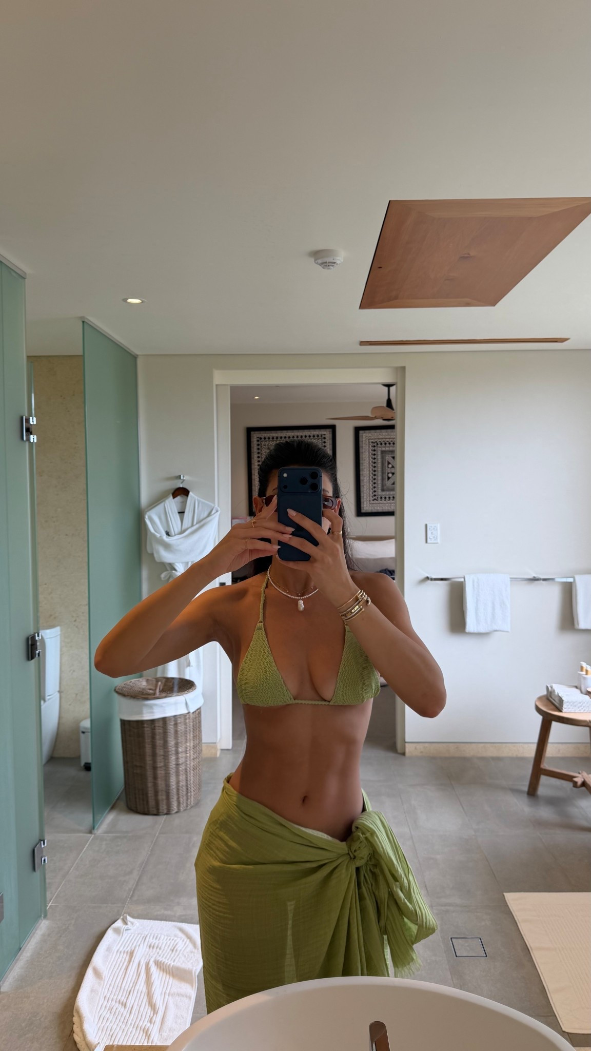 Medium in all ; MANANA20 for 20% off!