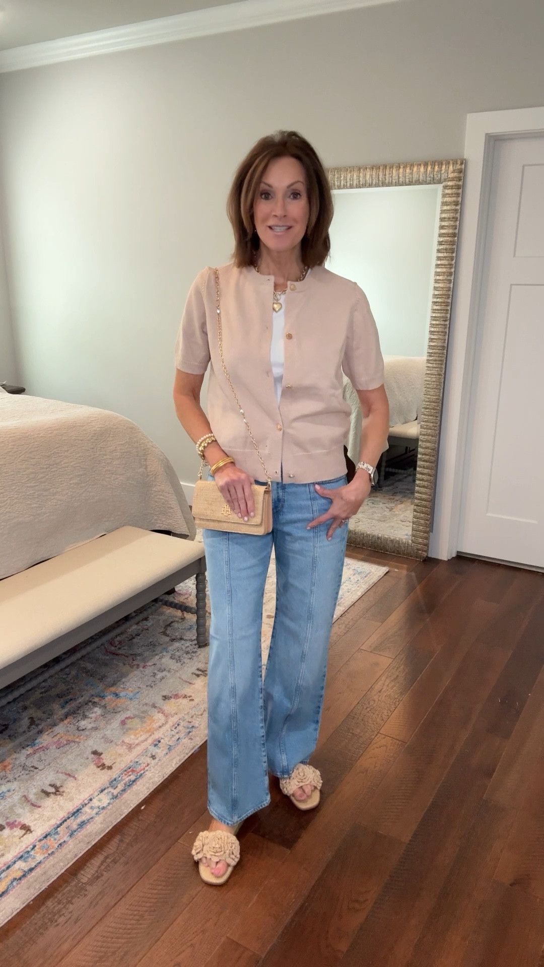 Short sleeve cardigan - L
Jeans - (28/6). I sized down 
Linked similar tank 


Casual style 
Travel style 
Lunch date style 
Jeans style 


#LTKShoeCrush #LTKWatchNow #LTKStyleTip