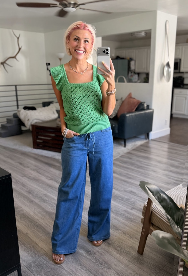 Loving the vibrant color of this top from Walmart!! 

 #LTKootd