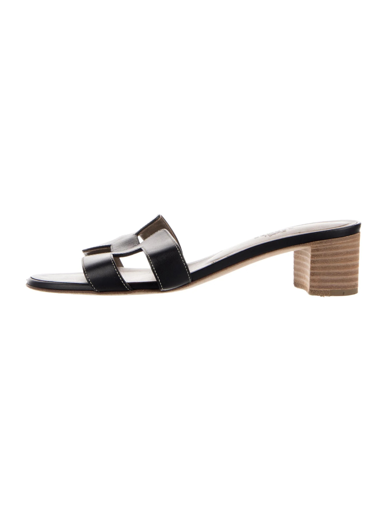 Hermès 2023 Oasis Slides - Black Sandals, Shoes - HER829988 | The RealReal | The RealReal