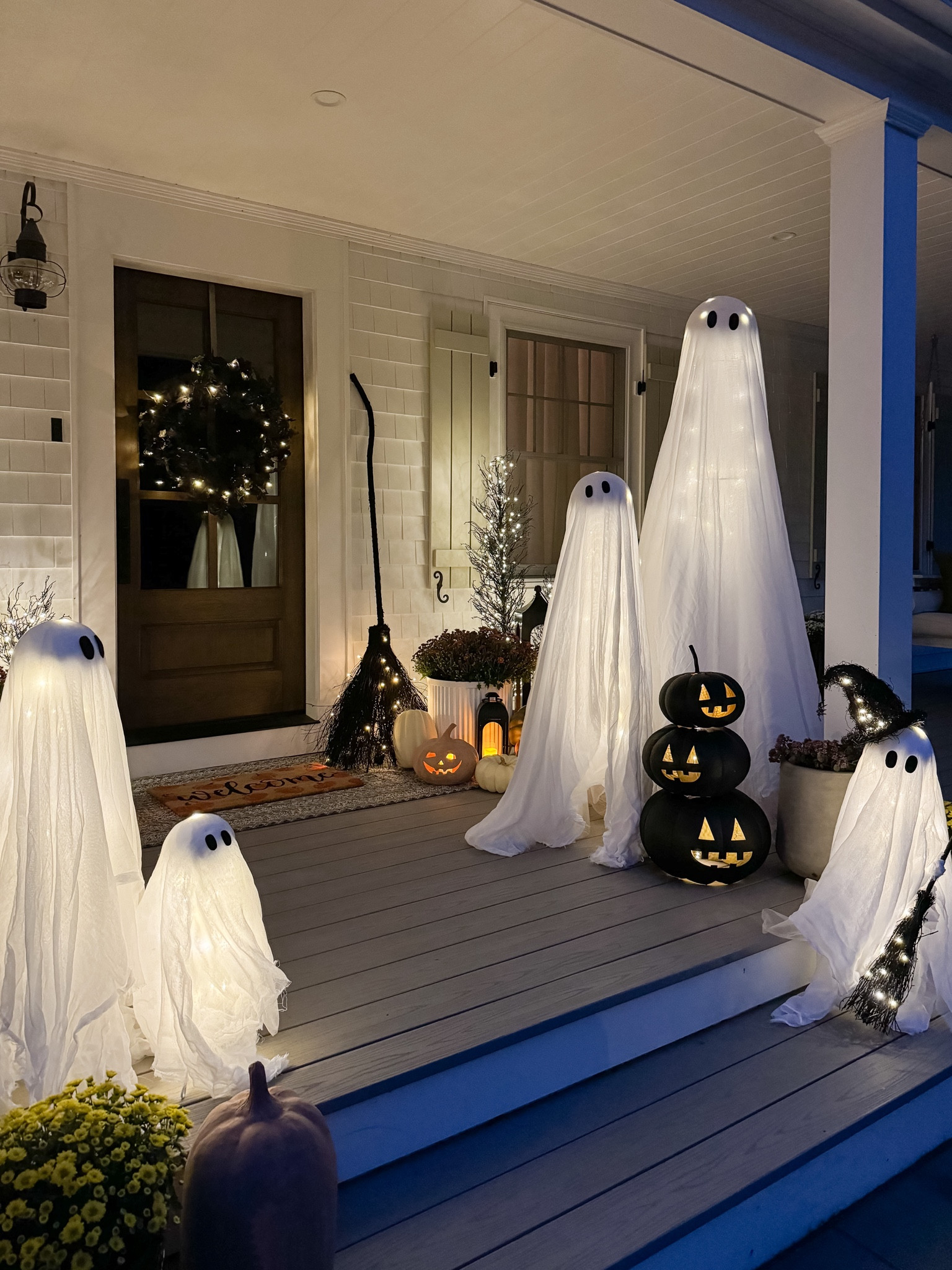 Fall front porch, Halloween decor, fall outdoor, Amazon front porch 

#LTKSeasonal #LTKfindsunder100 #LTKhome