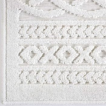 Orian Rugs Boucle Collection Indoor/Outdoor High-Low Jenna Area Rug 5'2" x 7'6", Natural Ivory, | Amazon (US)