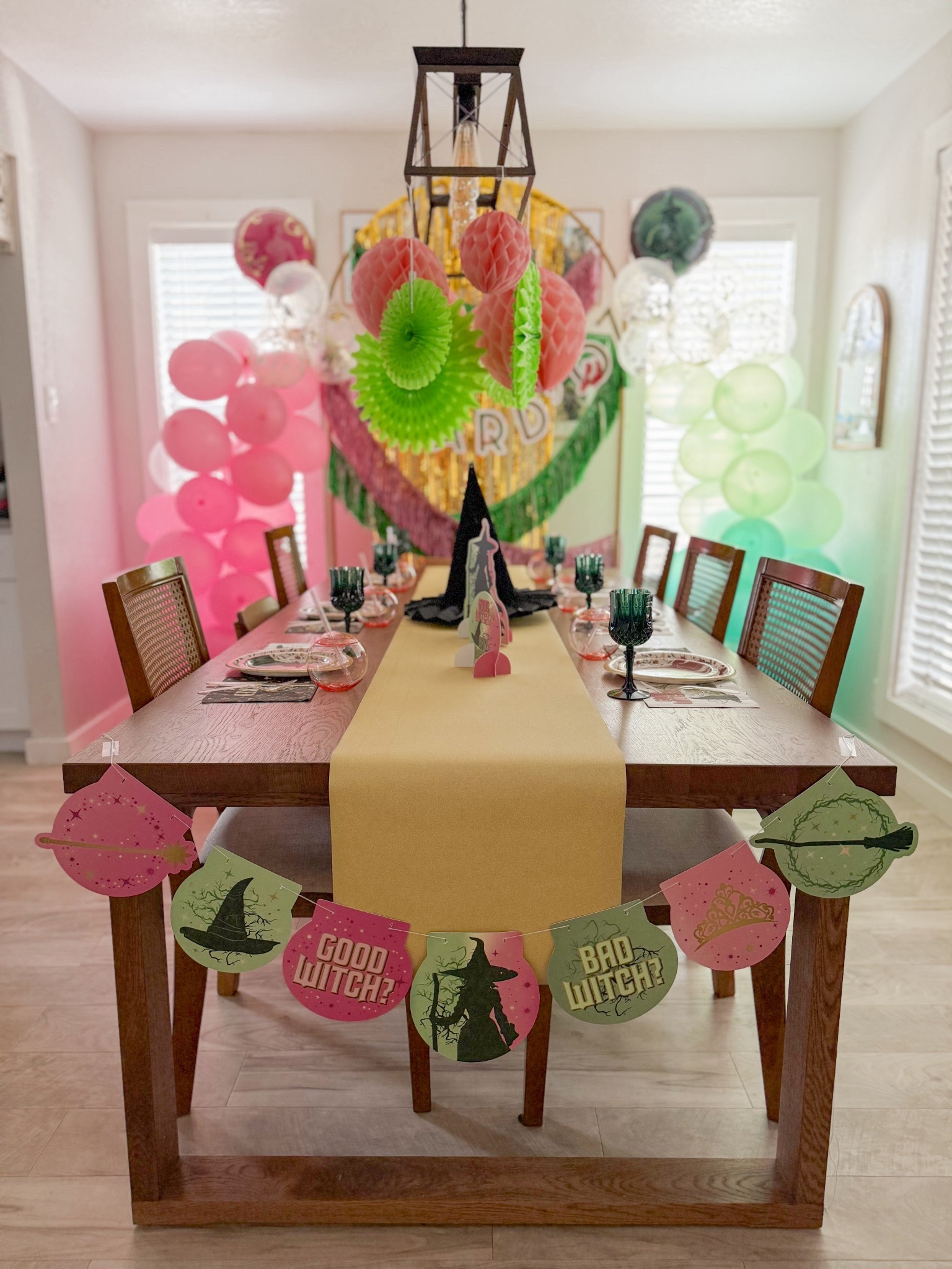 Wicked: For Good watch party 🧹💚🫧🩷