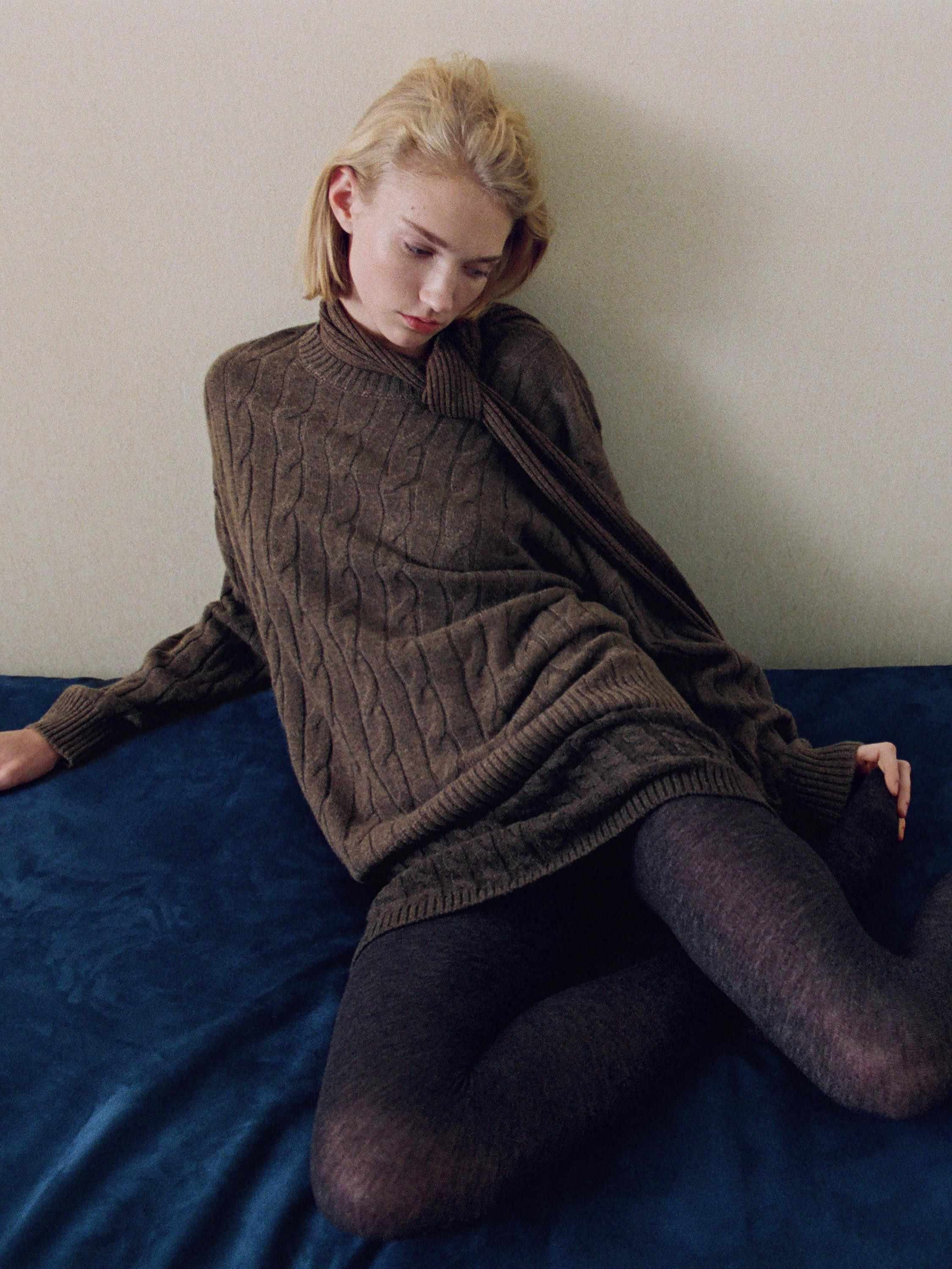 Strickpullover aus 100 % Kaschmir mit Zopfmuster | Massimo Dutti DE