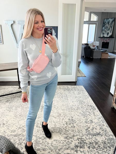Valentine’s Day Themed Sweater

Fit Tips: Sweater: tts, Jeans: size up, Boots: tts

Amazon | Amazon finds | Sweater | Valentines | Valentine’s Day | Heart sweater | Valentines outfit 

#LTKstyletip #LTKfit #LTKunder50