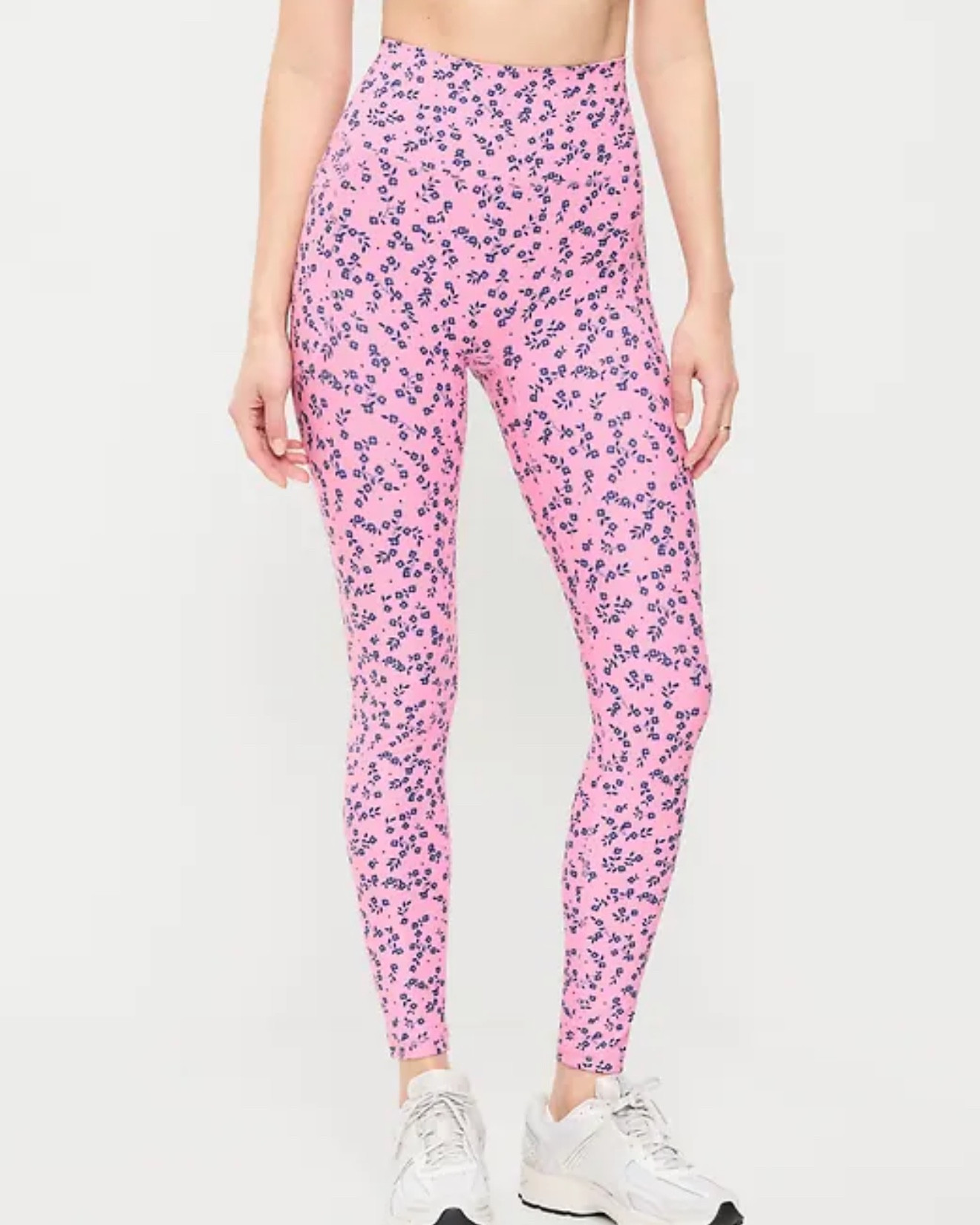 How cute is this workout set! I love this little flower print and with the sale it makes it $19.99! 

#LTKootd #LTKOver40 #LTKSaleAlert