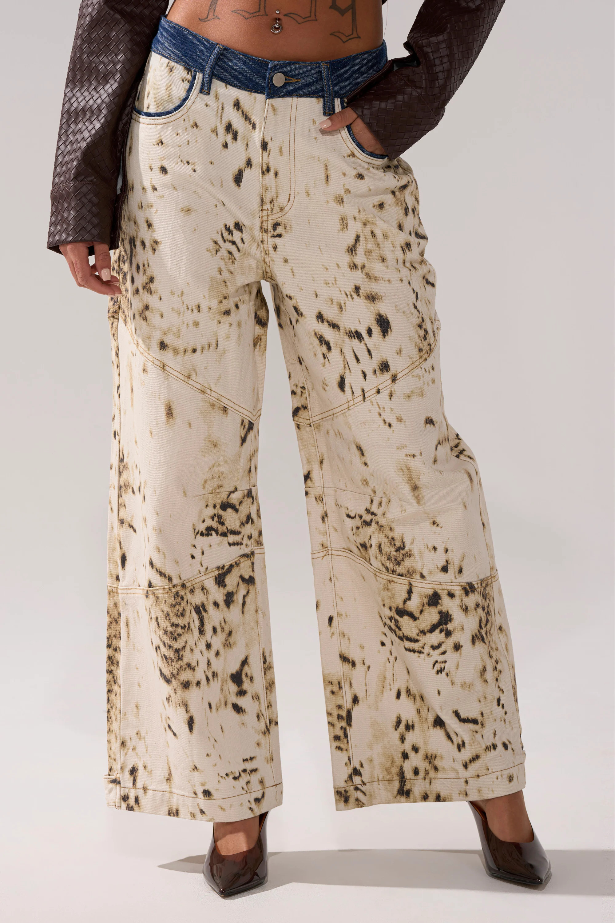 BAMBI GIRLY WIDE LEG DENIM | AKIRA