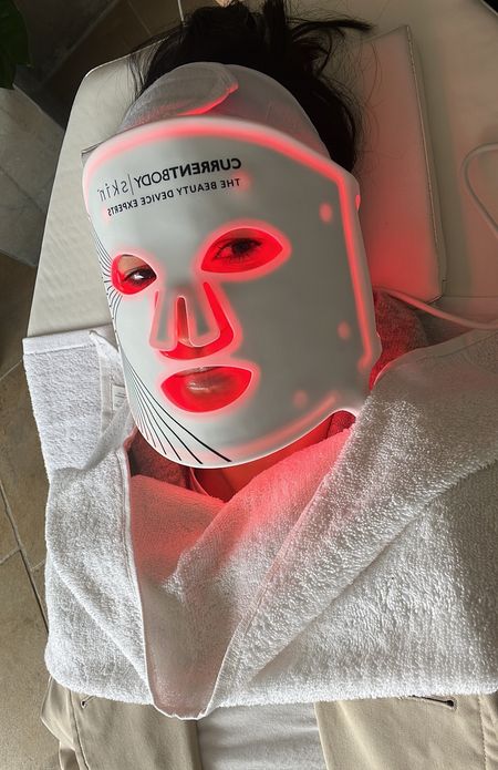 Current body led light face mask

#LTKbeauty #LTKeurope #LTKGiftGuide