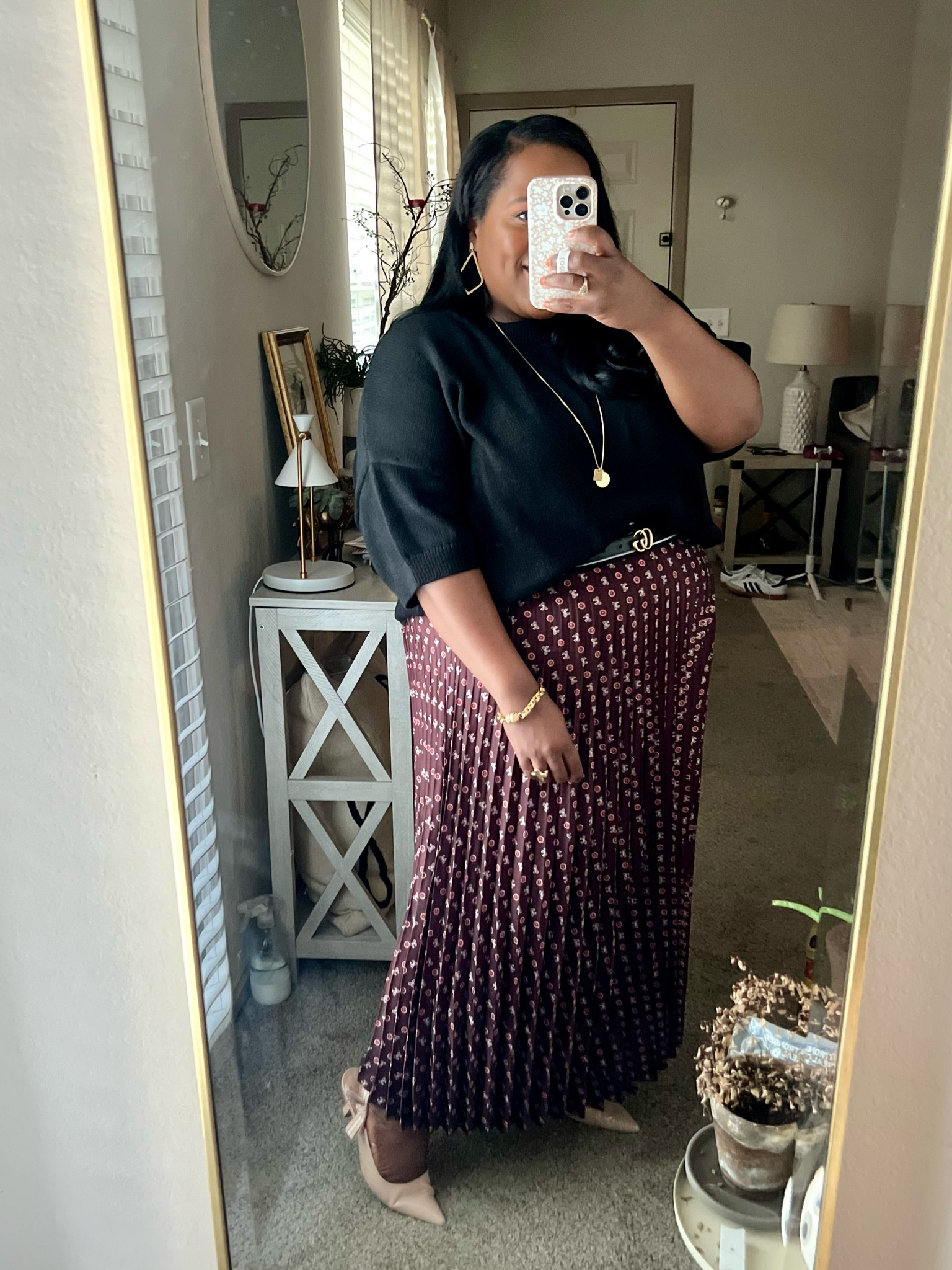 Petite workwear ootd / LOFT / pleated skirt / fall outfits 

#LTKShoeCrush #LTKSaleAlert #LTKWorkwear