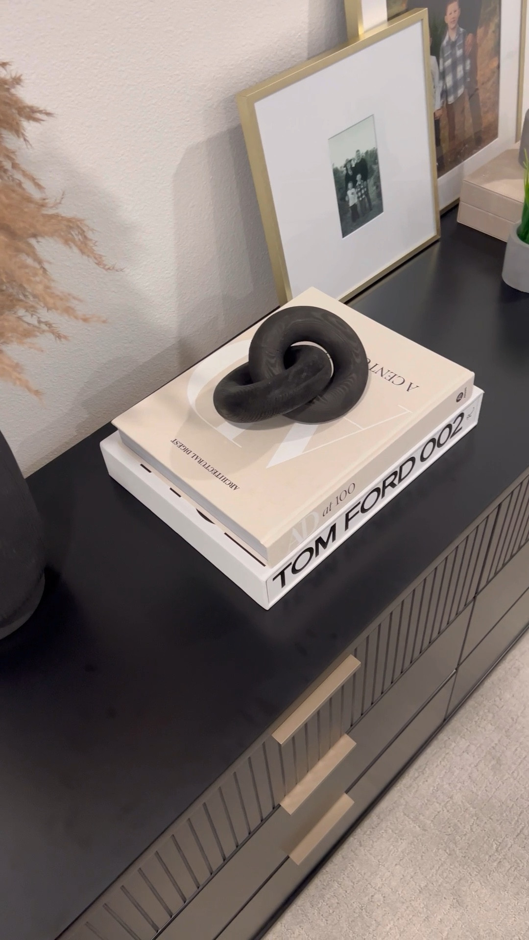 I’m obsessing over this new dresser from target. The ribbed front drawer is stunning and not to mention the price point is so good. I think I need the matching nightstand next.

Bedroom dresser // Dresser // dresser bedroom // dresser styling // dresser decor // black dresser // modern dresser // home decor // modern home // modern bedroom // modern minimalist home // target dresser // target home

#LTKstyletip #LTKhome #LTKVideo