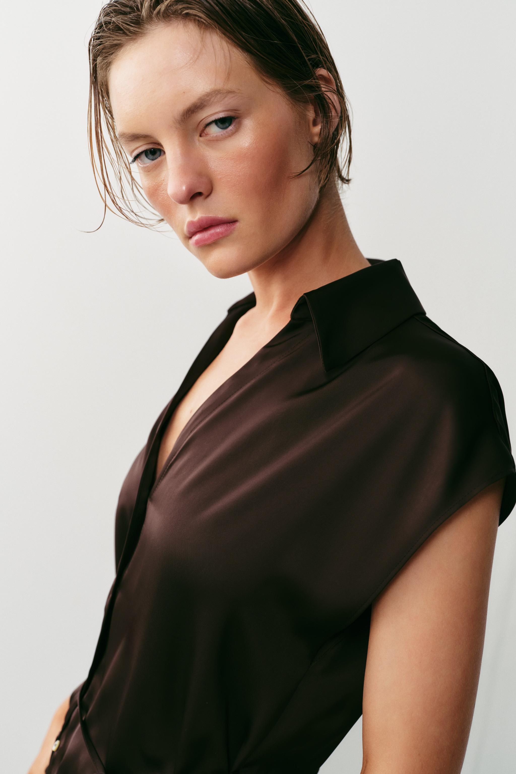 BELTED SATIN EFFECT SLEEVELESS SHIRT | Zara US
