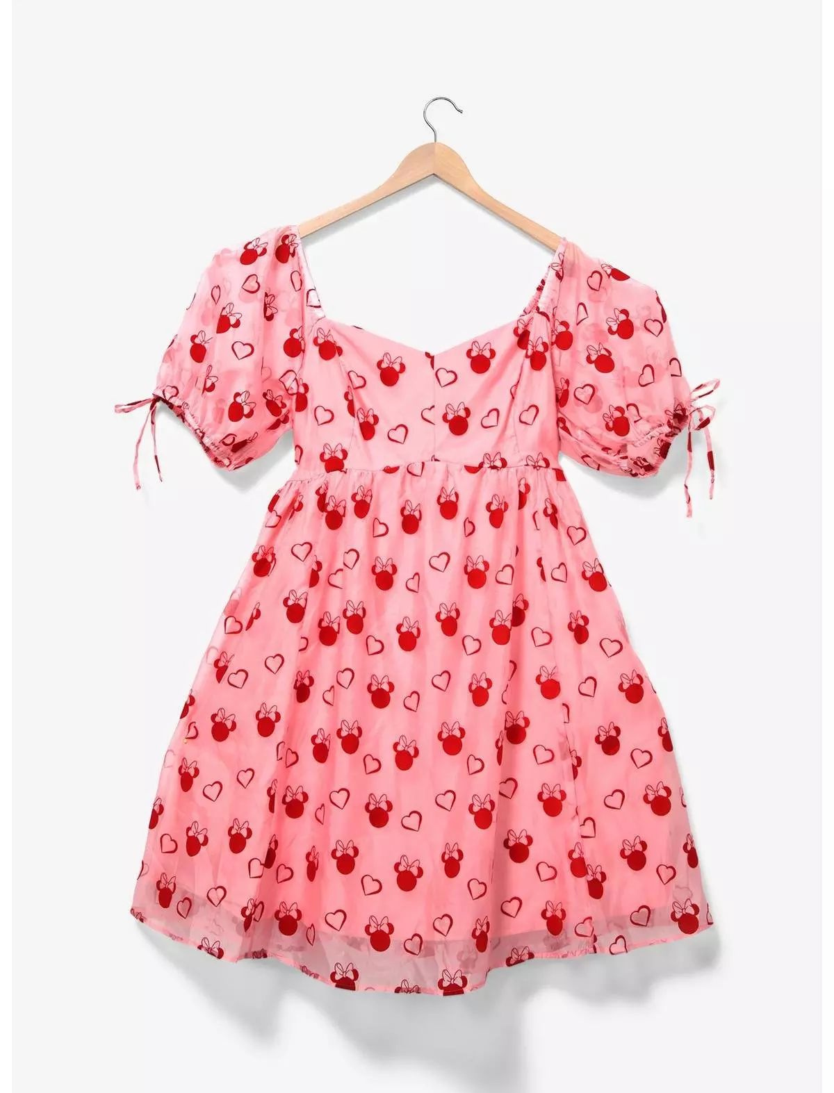 Disney Minnie Mouse Sweetheart Pink Puff-Sleeved Plus Size Dress — BoxLunch Exclusive | BoxLunch