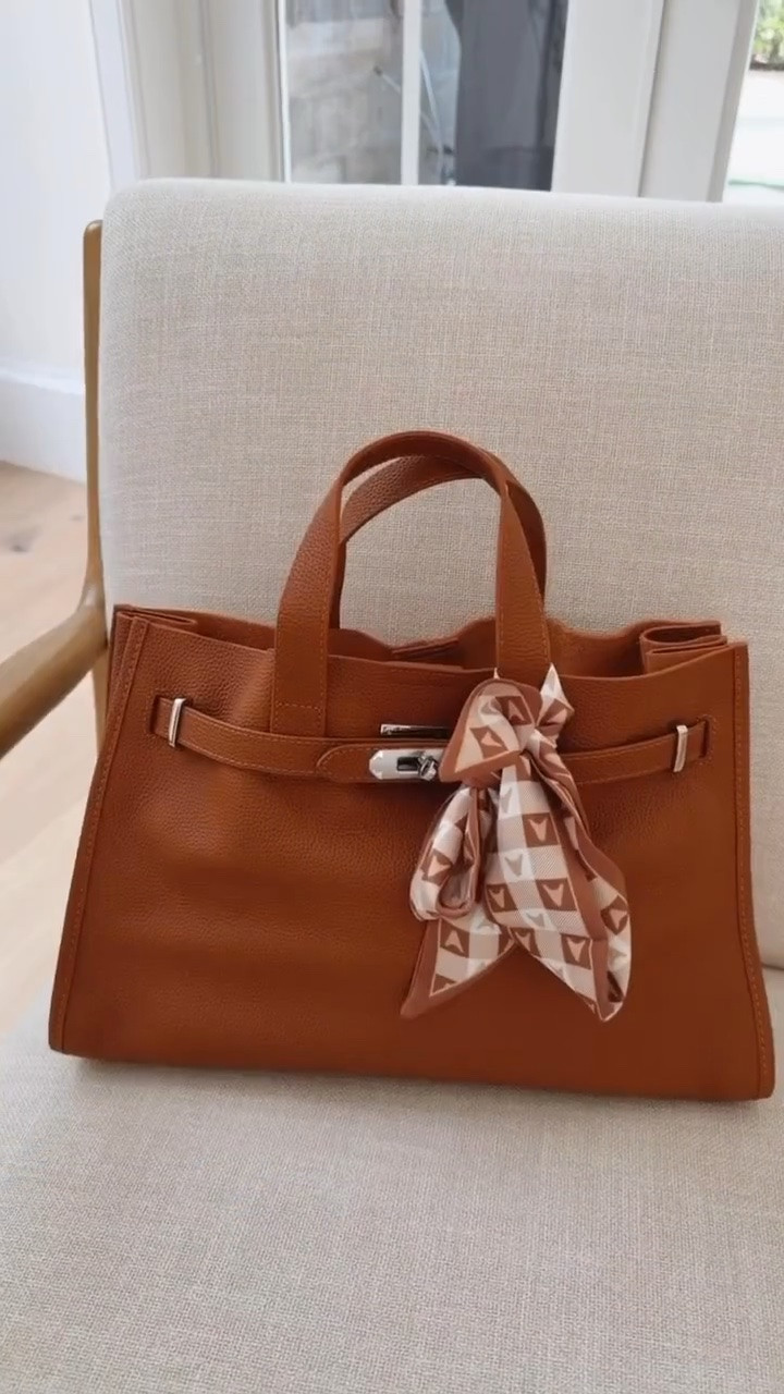 Amazon bag 
I love this bag so much, super stylish, has a lot of space, and the quality is amazing.
Perfect for all seasons, especially fall and winter

#LTKootd #LTKU #LTKOver40