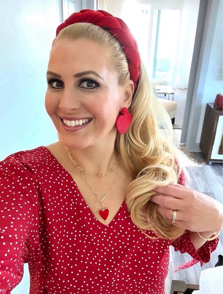 ❤️HEART JEWELRY: Gotta have some red hearts for Valentine’s Day!

💝Linking affordable Valentine’s Day heart jewelry under $50. My earrings come in a 3 pack which includes pink and my necklace is available in several colors too.


❤️EARRINGS & NECKLACE @amazonfashion


#hearts #valentines #galentines #valentinesgifts #statmentearrings #founditonamazon #amazonfashion #amazonfinds #amazonnecklace #street2beachstyle #heartjewelry #30a #rosemarybeach #floridablogger #tampablogger #stpeteblogger #styleblogger #preppystyle #southernlivingmag #rewardstyleblogger


#LTKfindsunder50 #LTKGiftGuide #LTKSeasonal
