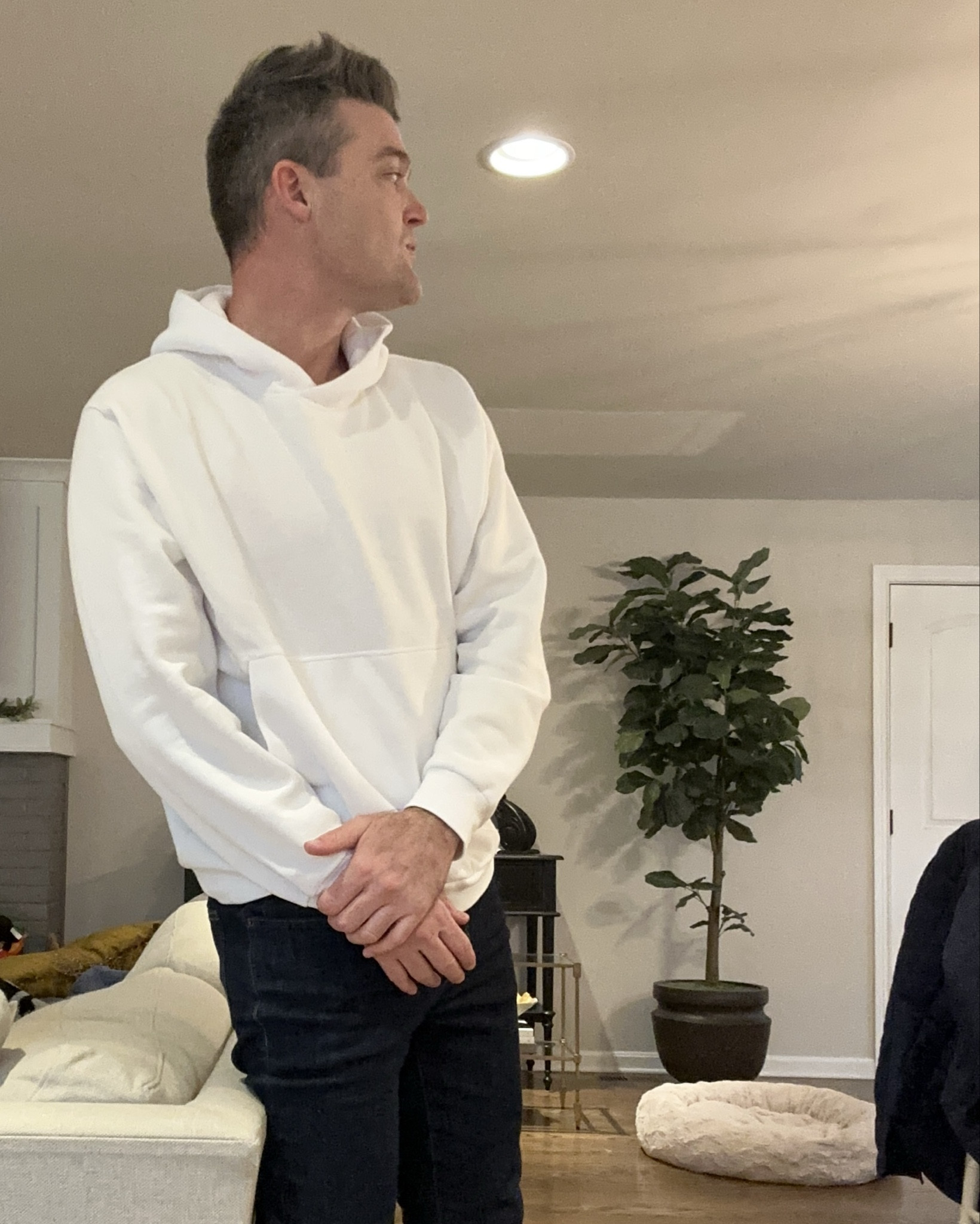 Santa?! Cash?! 🎅🏽🐶

#LTKSeasonal #LTKActive #LTKMens