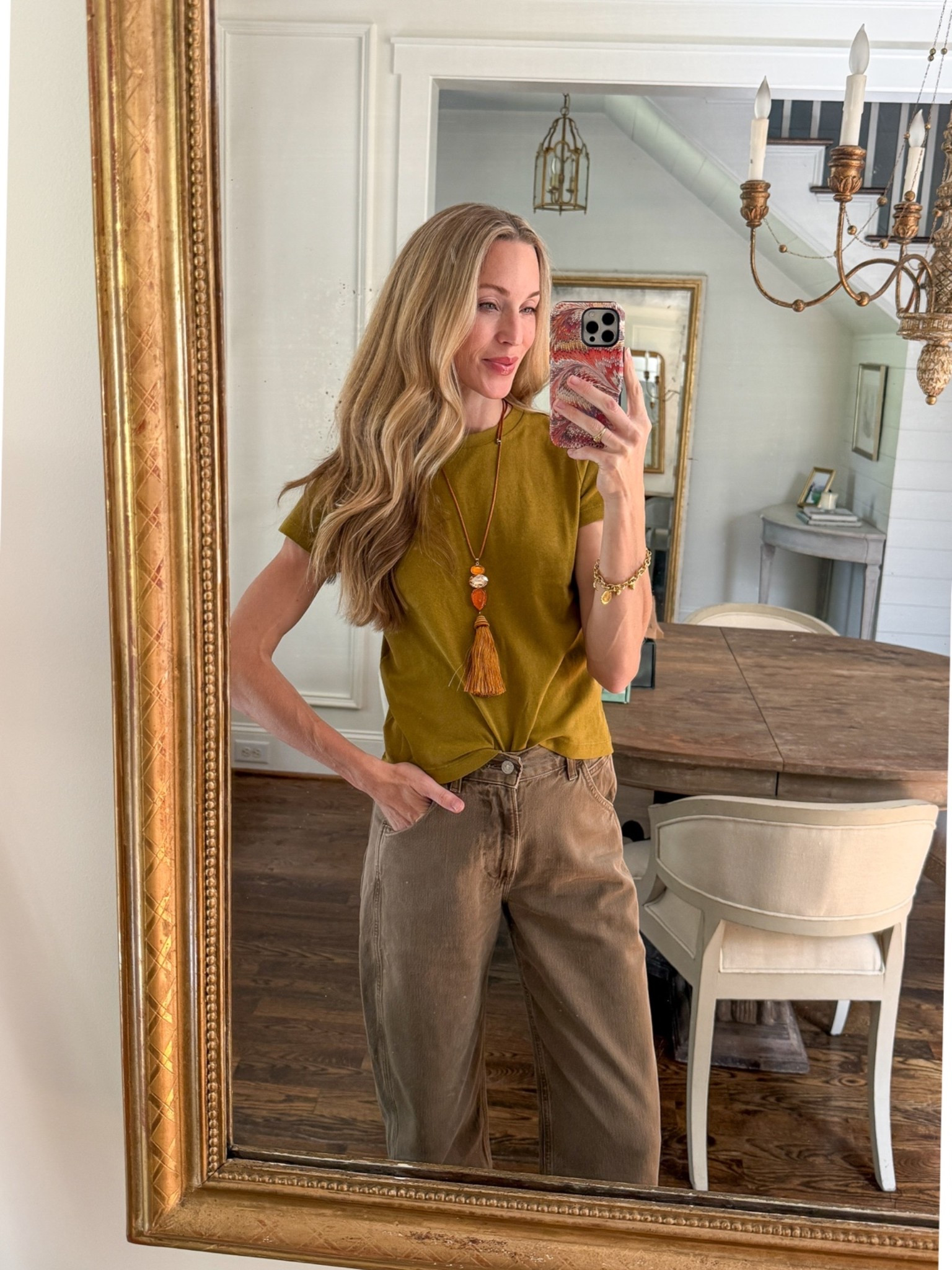 S tee, 25 jeans (similar linked for all!)

#LTKootd #LTKgrwm #LTKSeasonal
