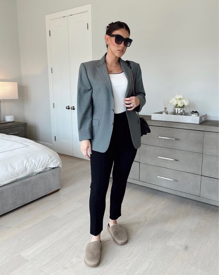Casual office look🖤

Workwear, office outfit, mom style, casual chic, easy style

#LTKfindsunder100 #LTKworkwear #LTKmidsize