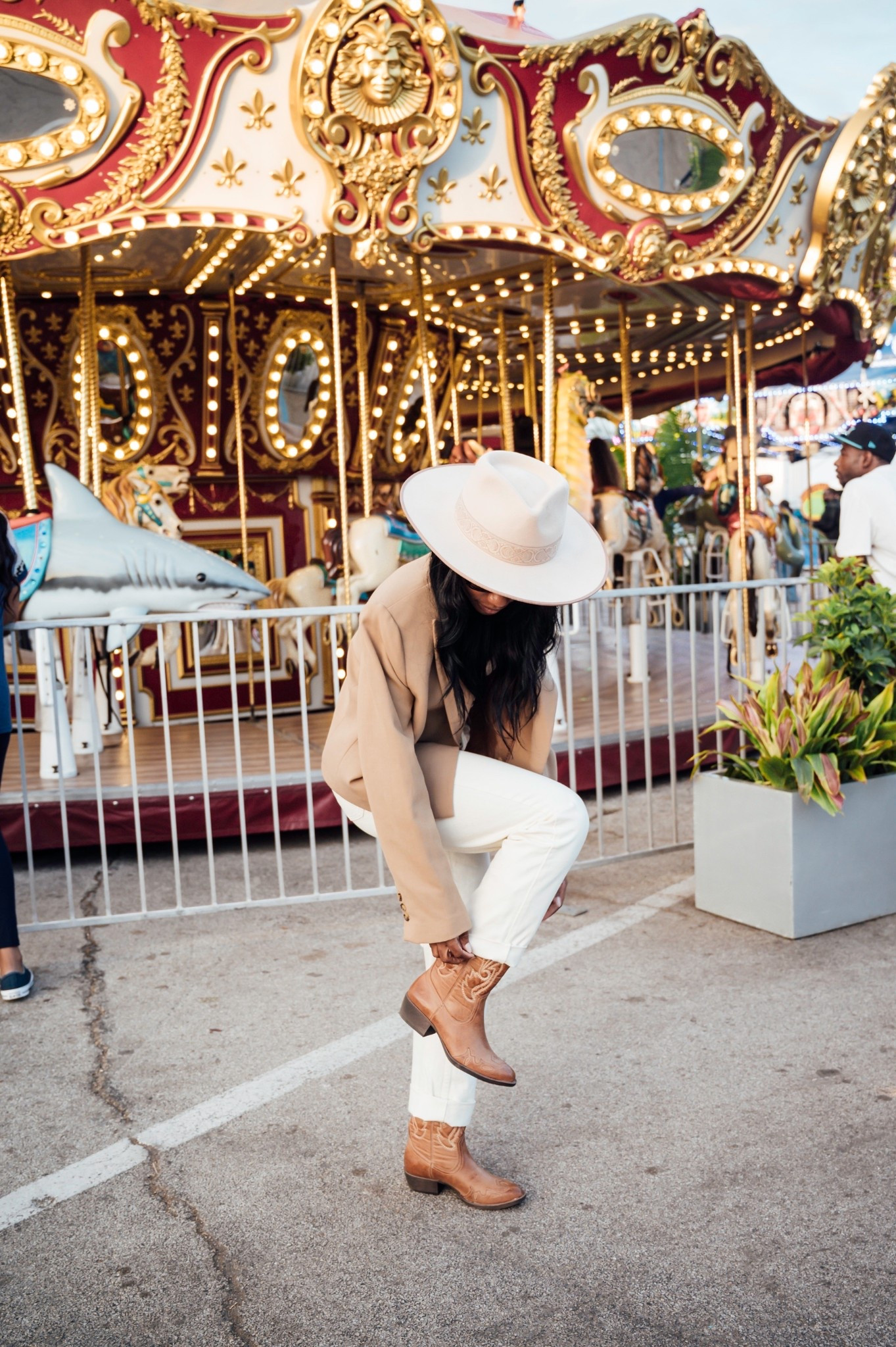 Brown cowboy boots on major sale 

#LTKSaleAlert #LTKootd