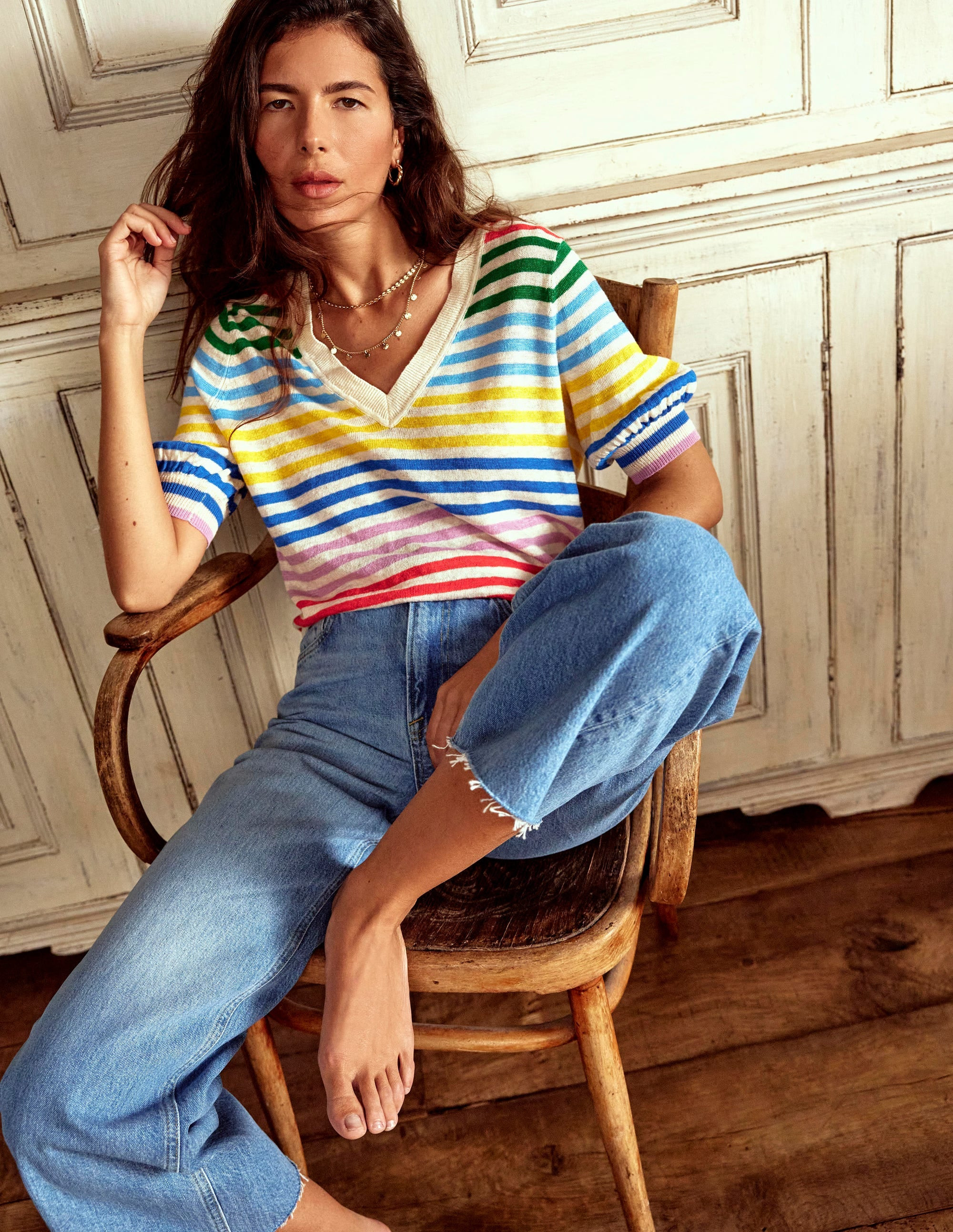 Liv V-Neck Linen T-Shirt-Banded Rainbow Stripe | Boden (US)